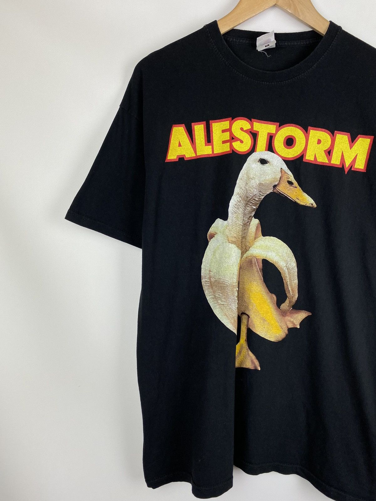 Alestorm Banana Duck men’s merch Band t shirt size Xl
