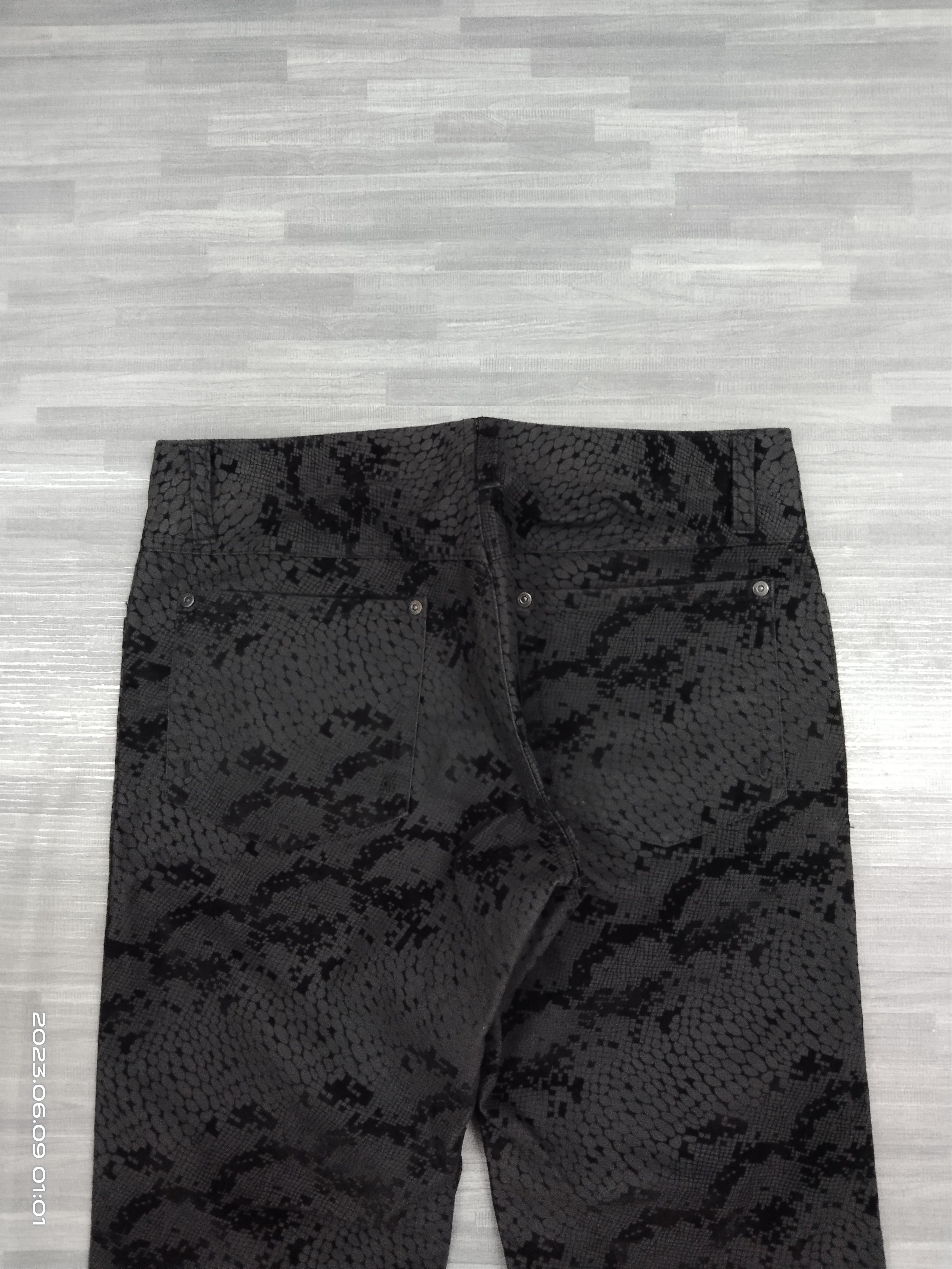 Jun Takahashi INSANE 90s🔥JUNMEN SNAKE MOTIF MADE IN JAPAN DENIM PANTS Size US 29 - 5 Thumbnail
