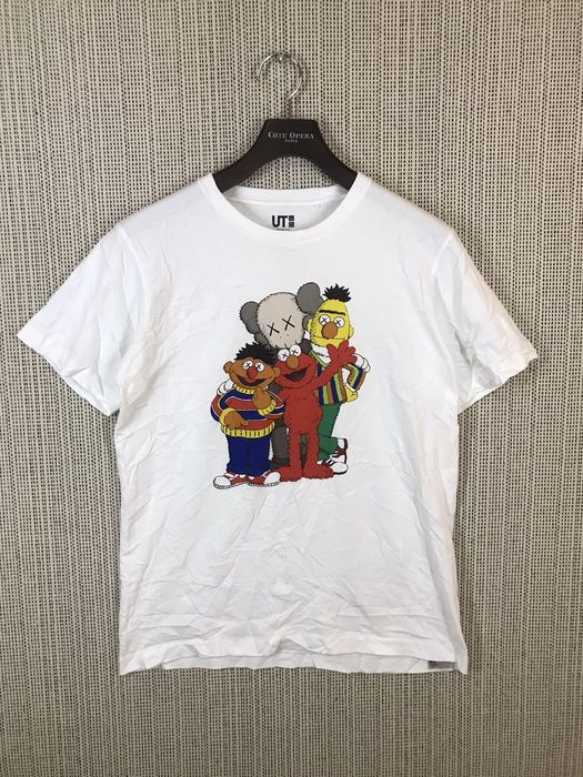 Uniqlo ‼️KAWS X UNIQLO X SESAME STREET TSHIRT NICE DESIGN‼️ | Grailed