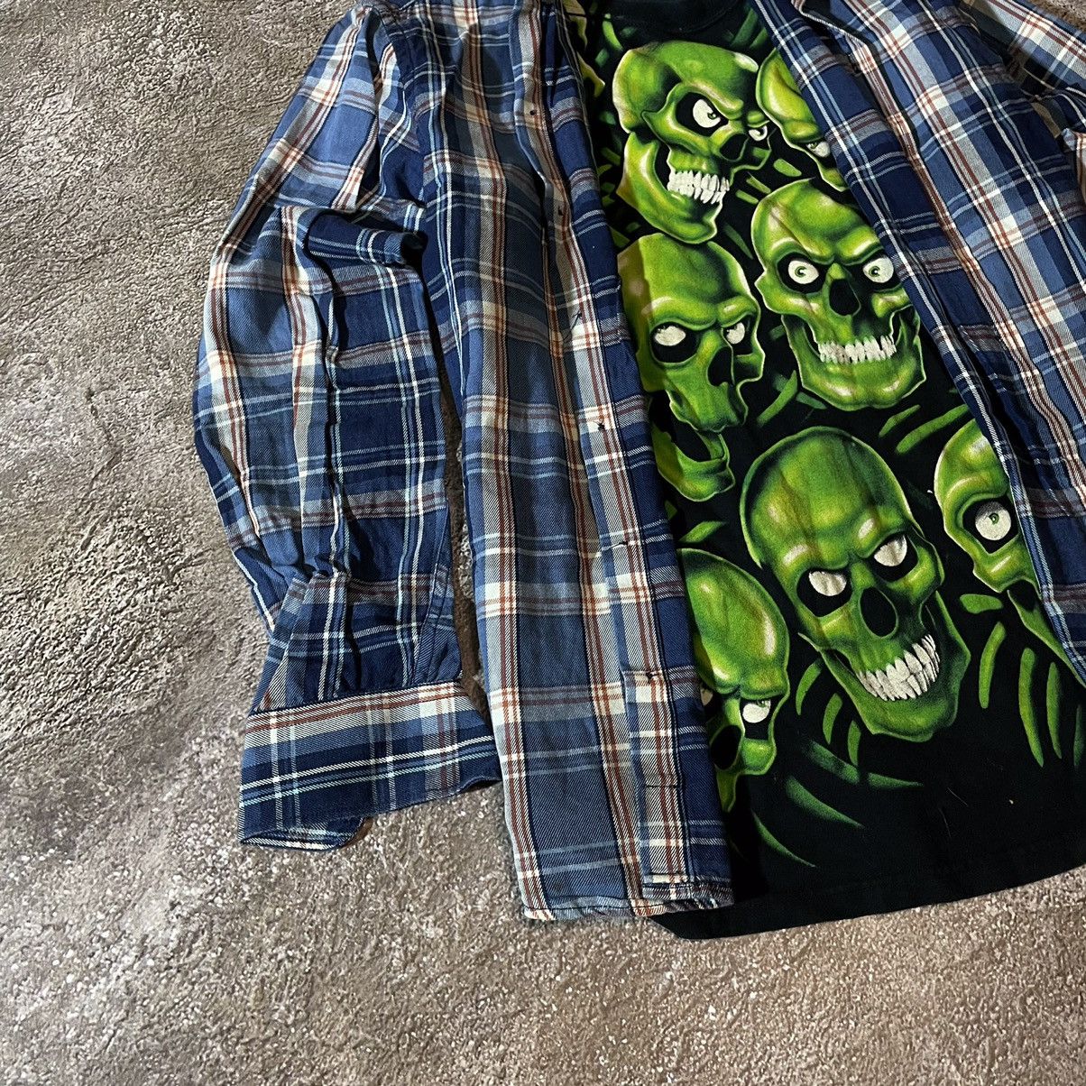 Vintage Vintage 90s Y2K Plaid Shirt Graphic Tee Layering Streetwear Size US S / EU 44-46 / 1 - 3 Thumbnail