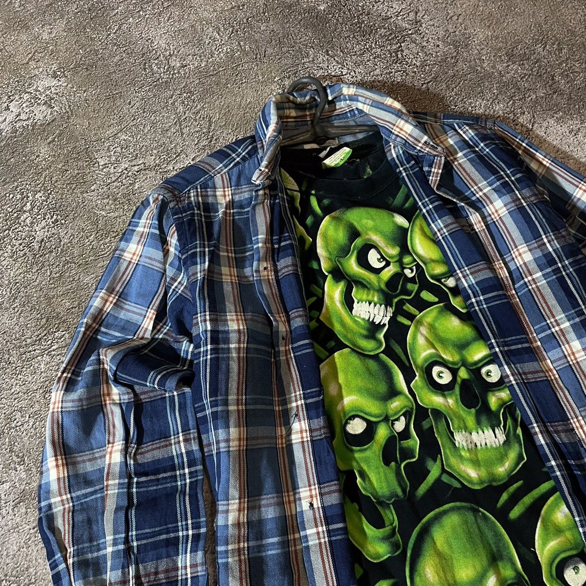 Vintage Vintage 90s Y2K Plaid Shirt Graphic Tee Layering Streetwear Size US S / EU 44-46 / 1 - 4 Thumbnail