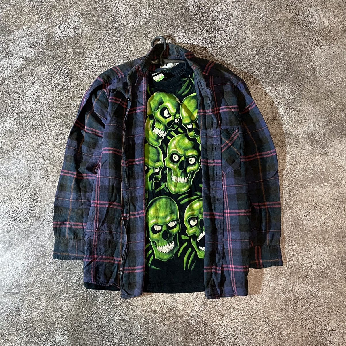 Vintage Vintage 90s Plaid Shirt Graphic Tee Grunge Streetwear Boxy L Size US L / EU 52-54 / 3 - 1 Thumbnail