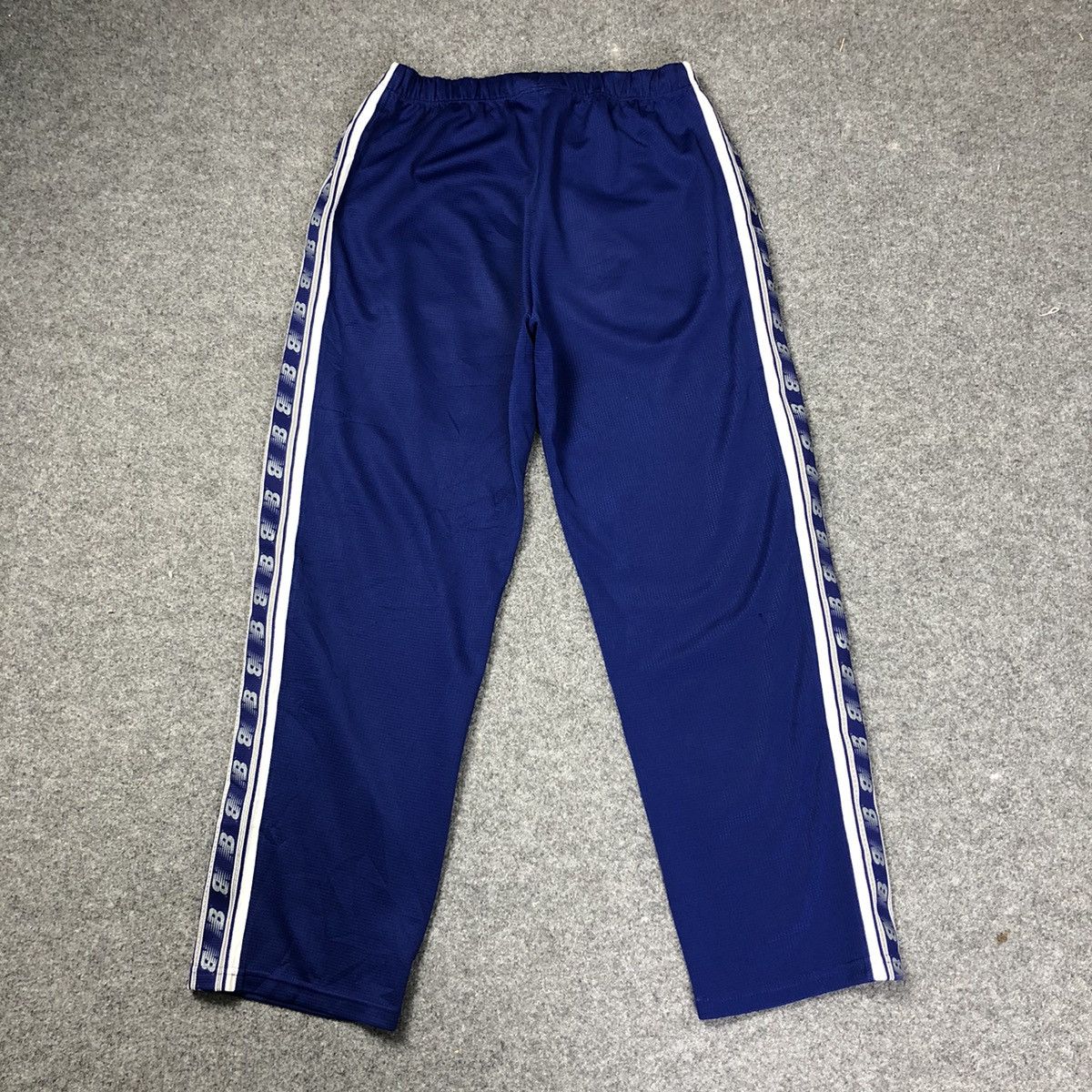 New Balance Vintage New Balance Side Tape Track Pants Size US 28 / EU 44 - 8 Thumbnail