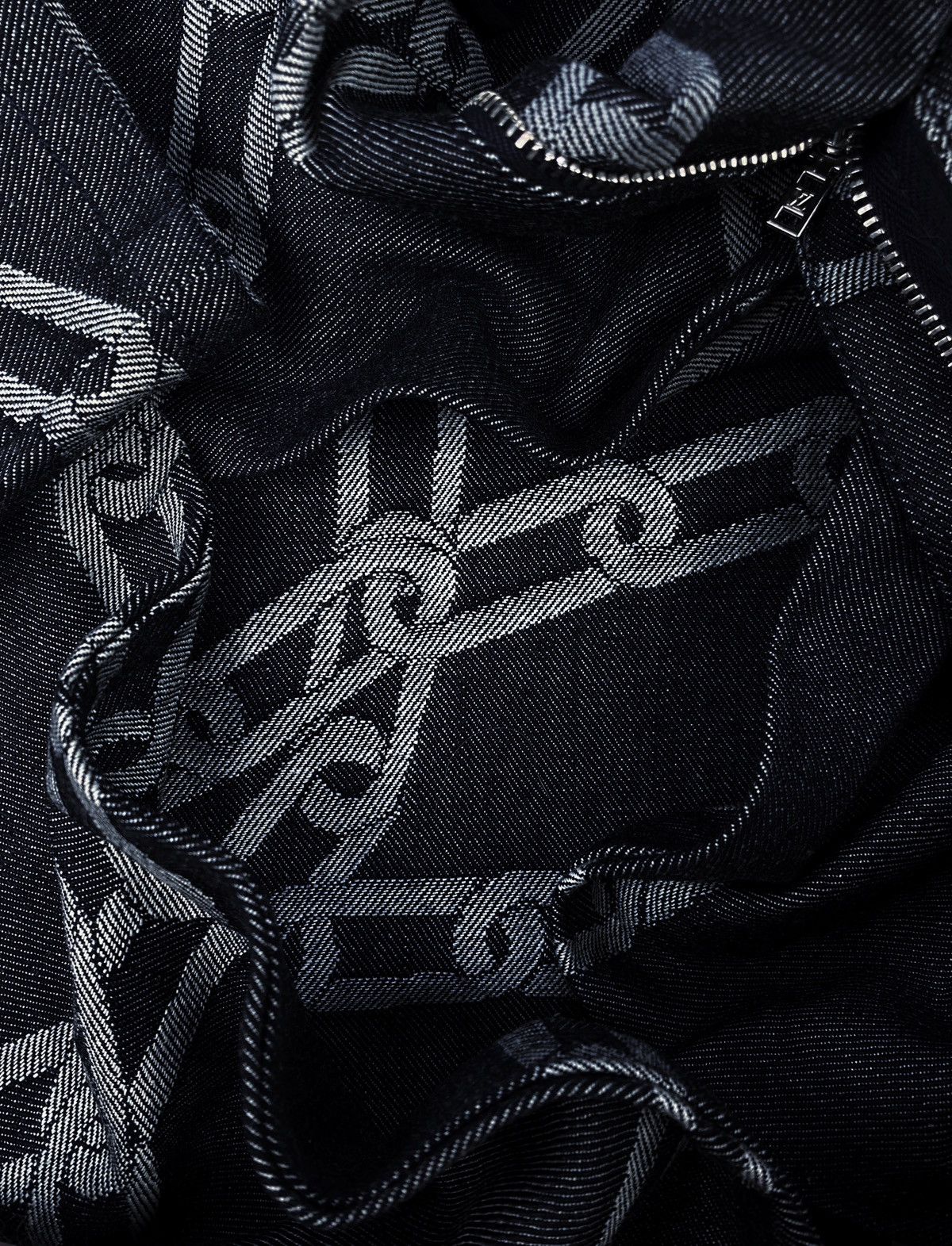 SS20 Louis Vuitton by Virgil Abloh ‘Chain’ Woven Denim