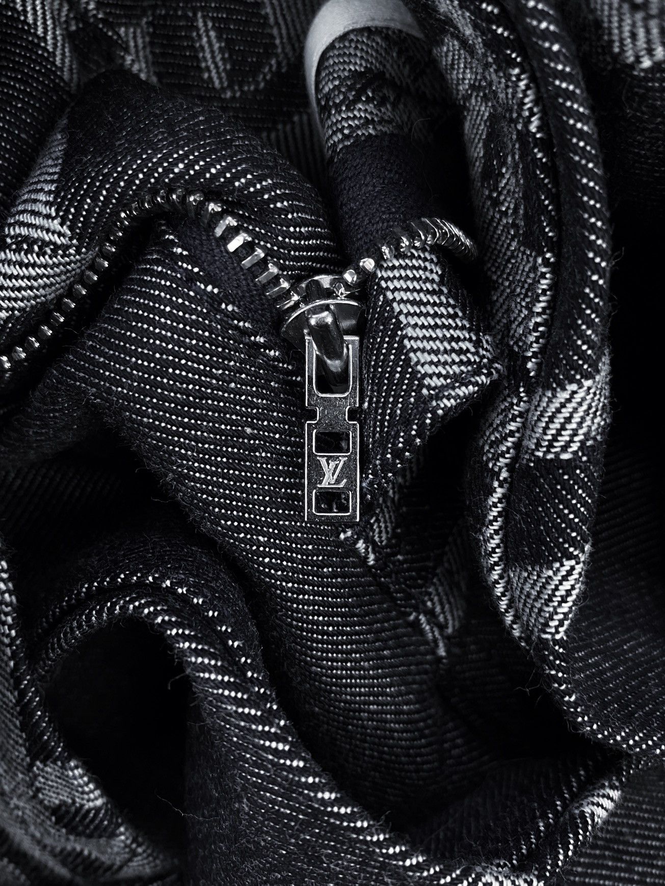SS20 Louis Vuitton by Virgil Abloh ‘Chain’ Woven Denim