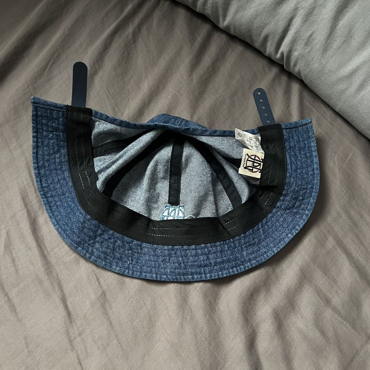 Jean Paul Gaultier Jean paul gaultier bucket hat Size ONE SIZE - 5 Thumbnail