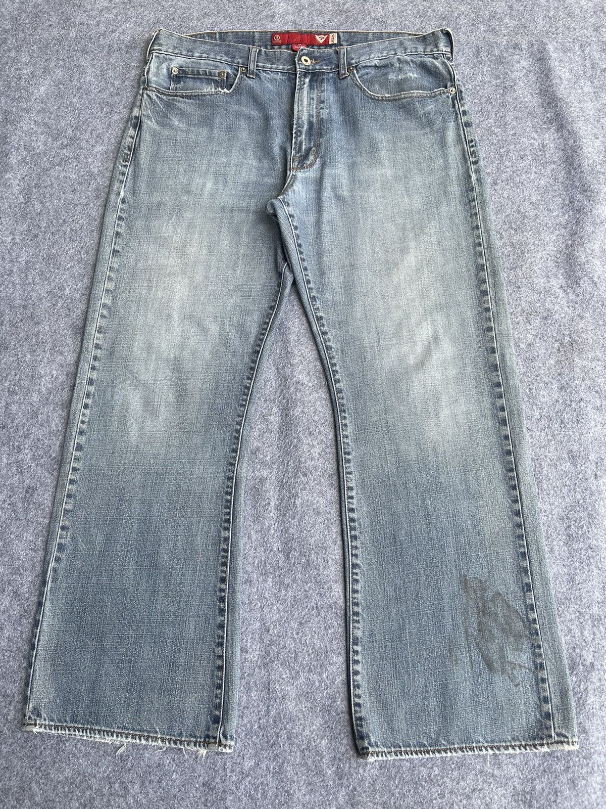 🔥Rare🔥Vintage Guess Distressed Bootcut Jeans