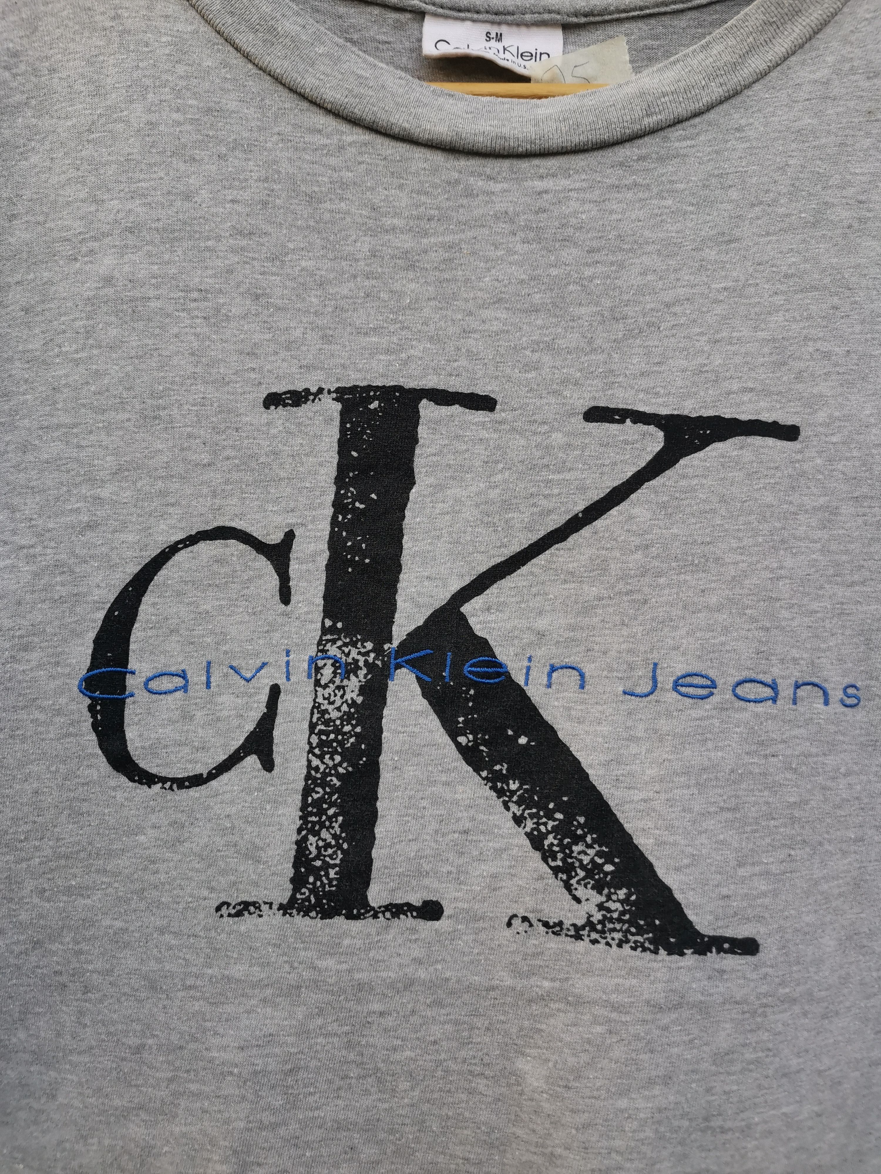 Calvin Klein Vintage 90s Calvin Klein Big Logo Tshirt Size US XL / EU 56 / 4 - 2 Thumbnail