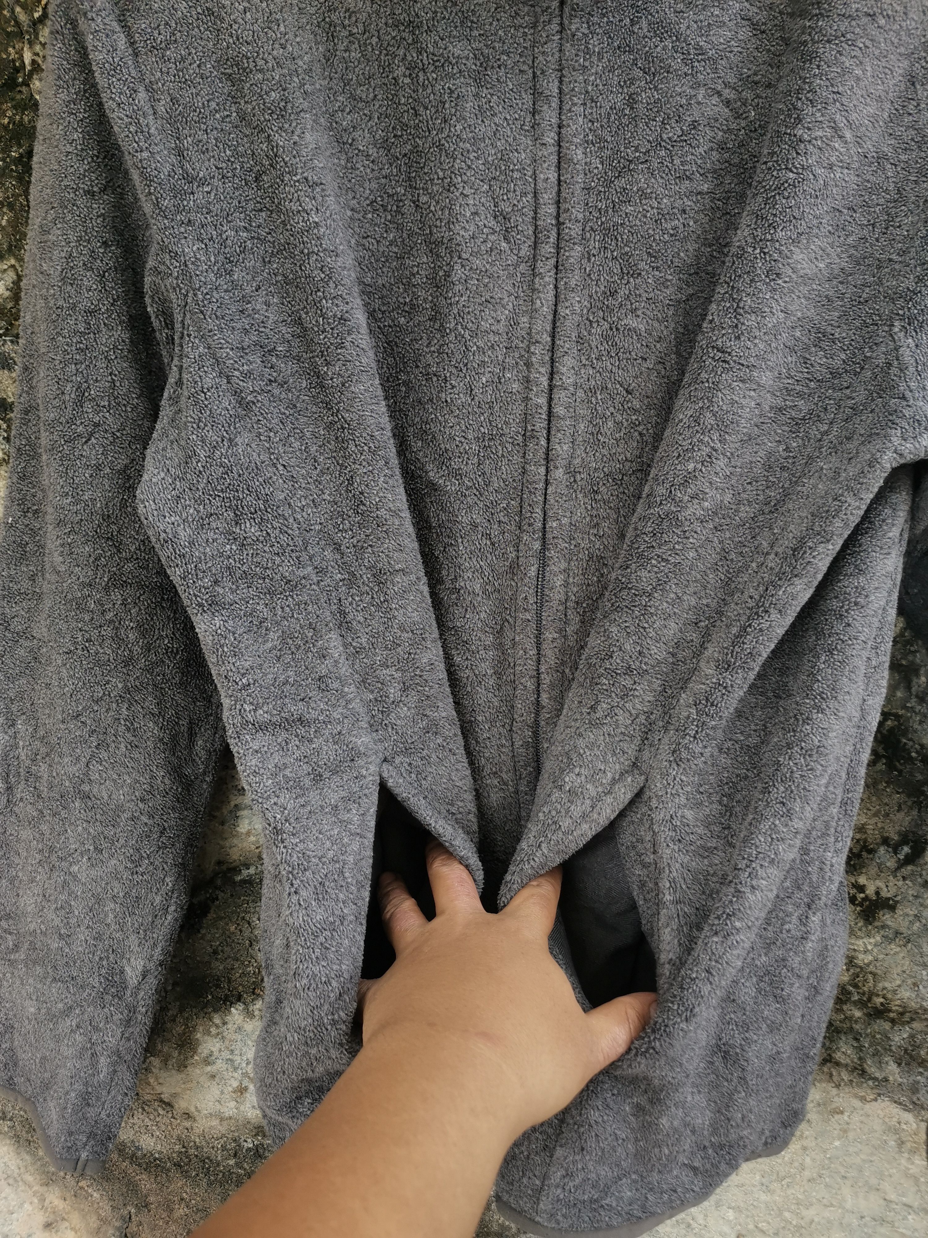 Japanese Brand Vintage Uniqlo Fleece Sherpa Sweater Jacket Size US L / EU 52-54 / 3 - 3 Thumbnail
