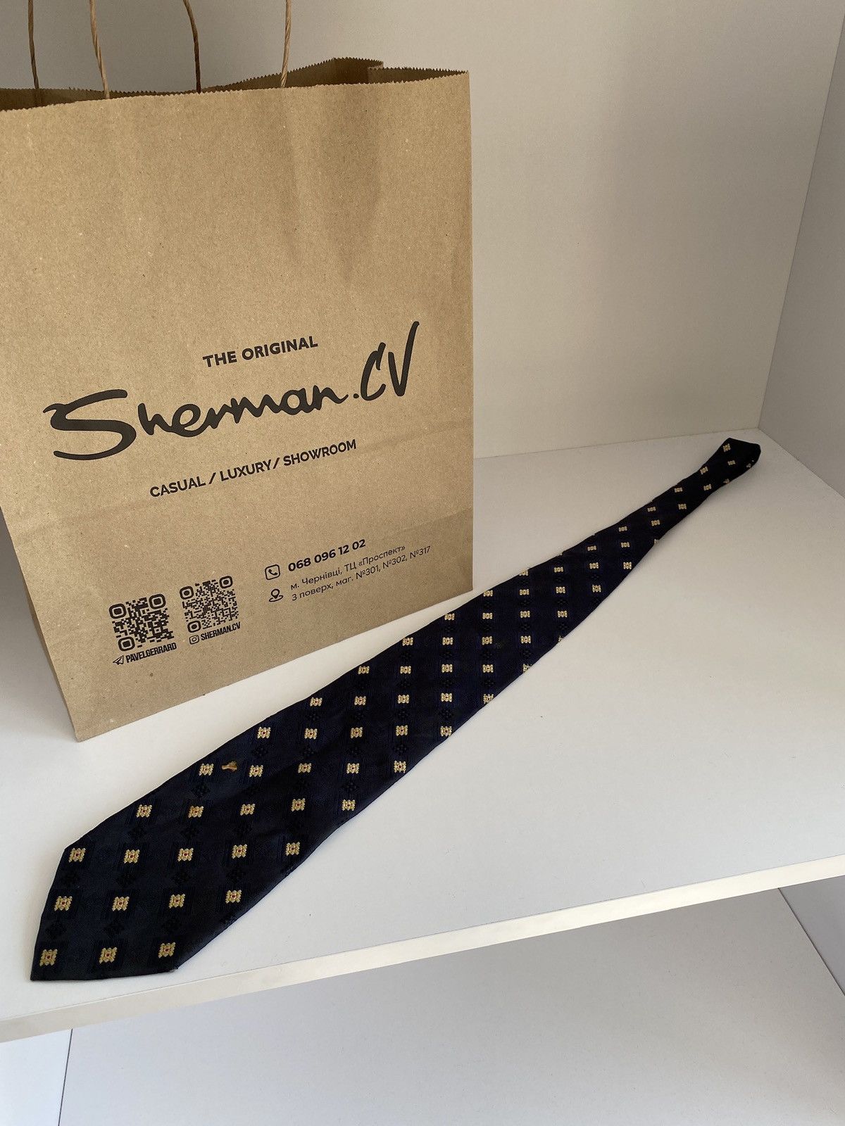 Vintage × Yves Saint Laurent Yves Saint Laurent Vintage 100% Silk Tie Size ONE SIZE - 7 Thumbnail
