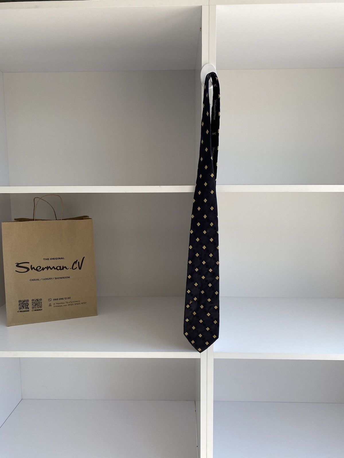 Vintage × Yves Saint Laurent Yves Saint Laurent Vintage 100% Silk Tie Size ONE SIZE - 2 Thumbnail