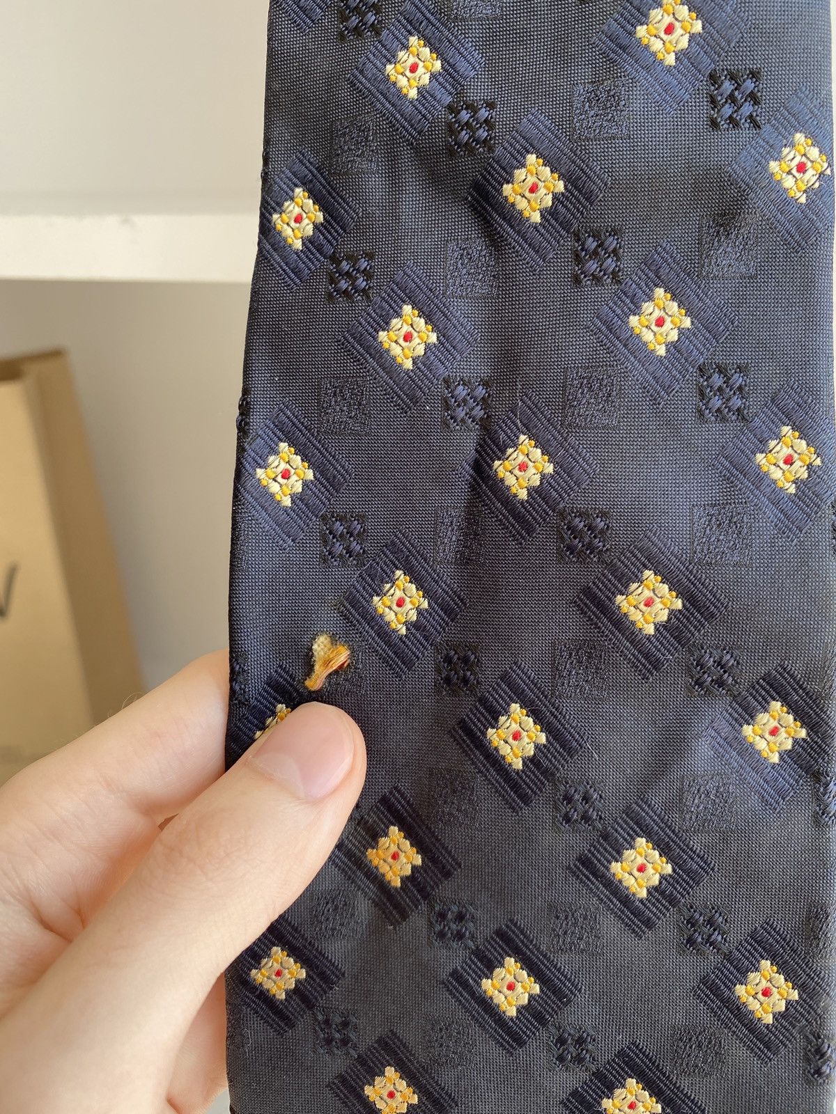 Vintage × Yves Saint Laurent Yves Saint Laurent Vintage 100% Silk Tie Size ONE SIZE - 8 Thumbnail