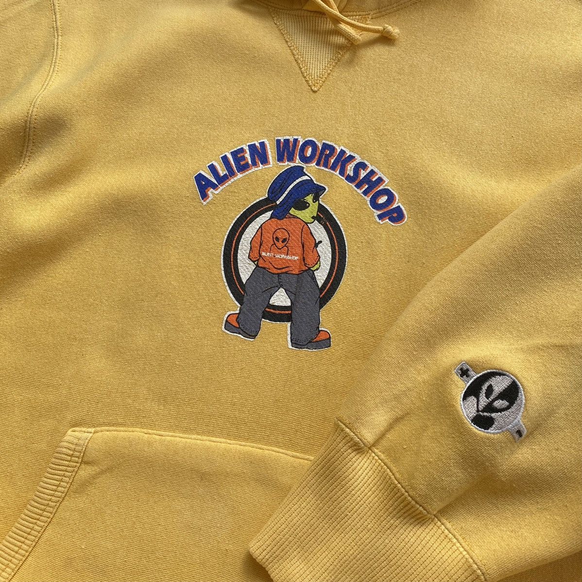 Alien Workshop × Vintage Vintage Alien Workshop Hoodie Size US M / EU 48-50 / 2 - 5 Thumbnail