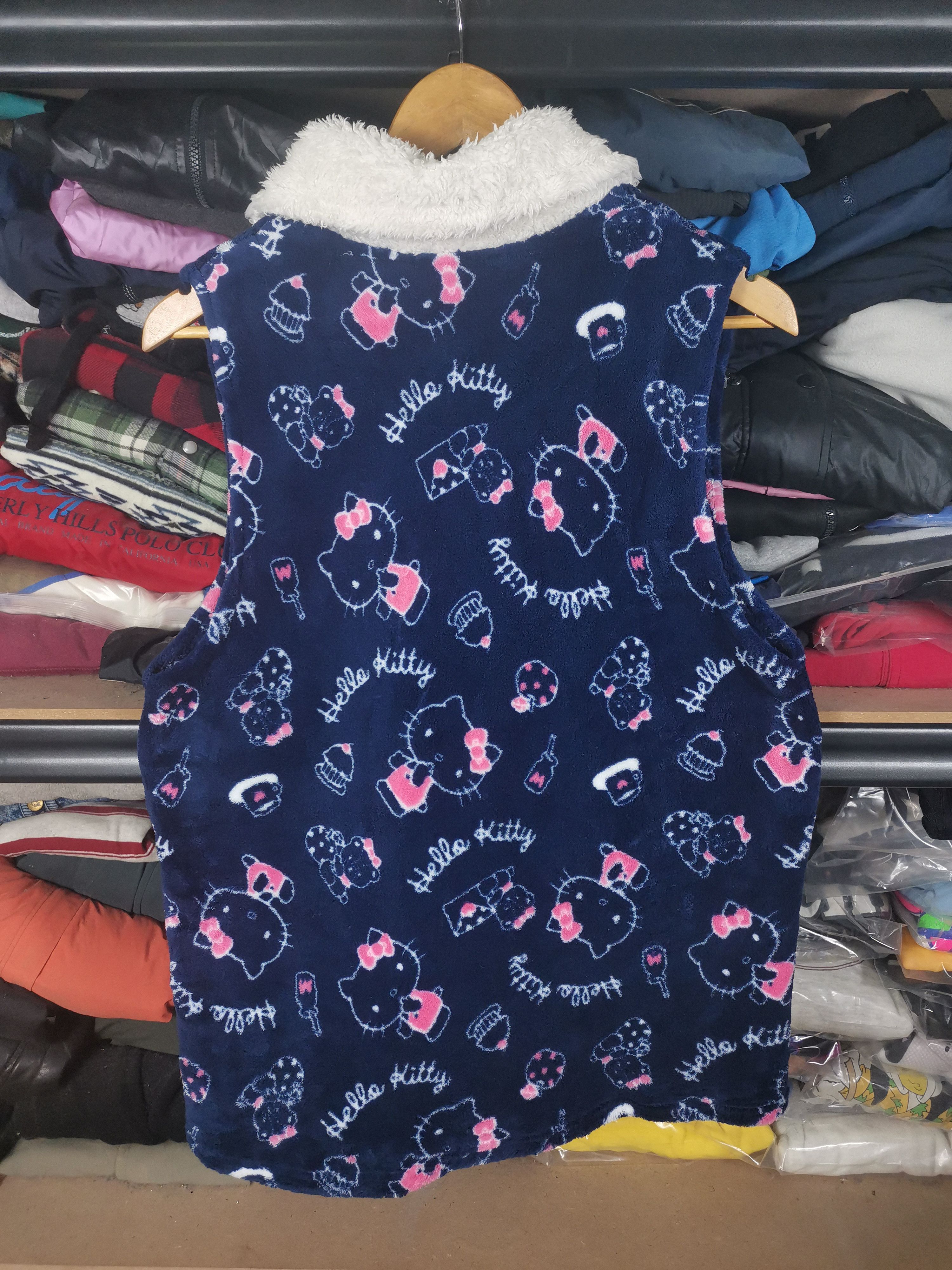 Anime × Japanese Brand × Vintage Vintage Anima Hello Kitty Fleece Vest Size US M / EU 48-50 / 2 - 2 Thumbnail