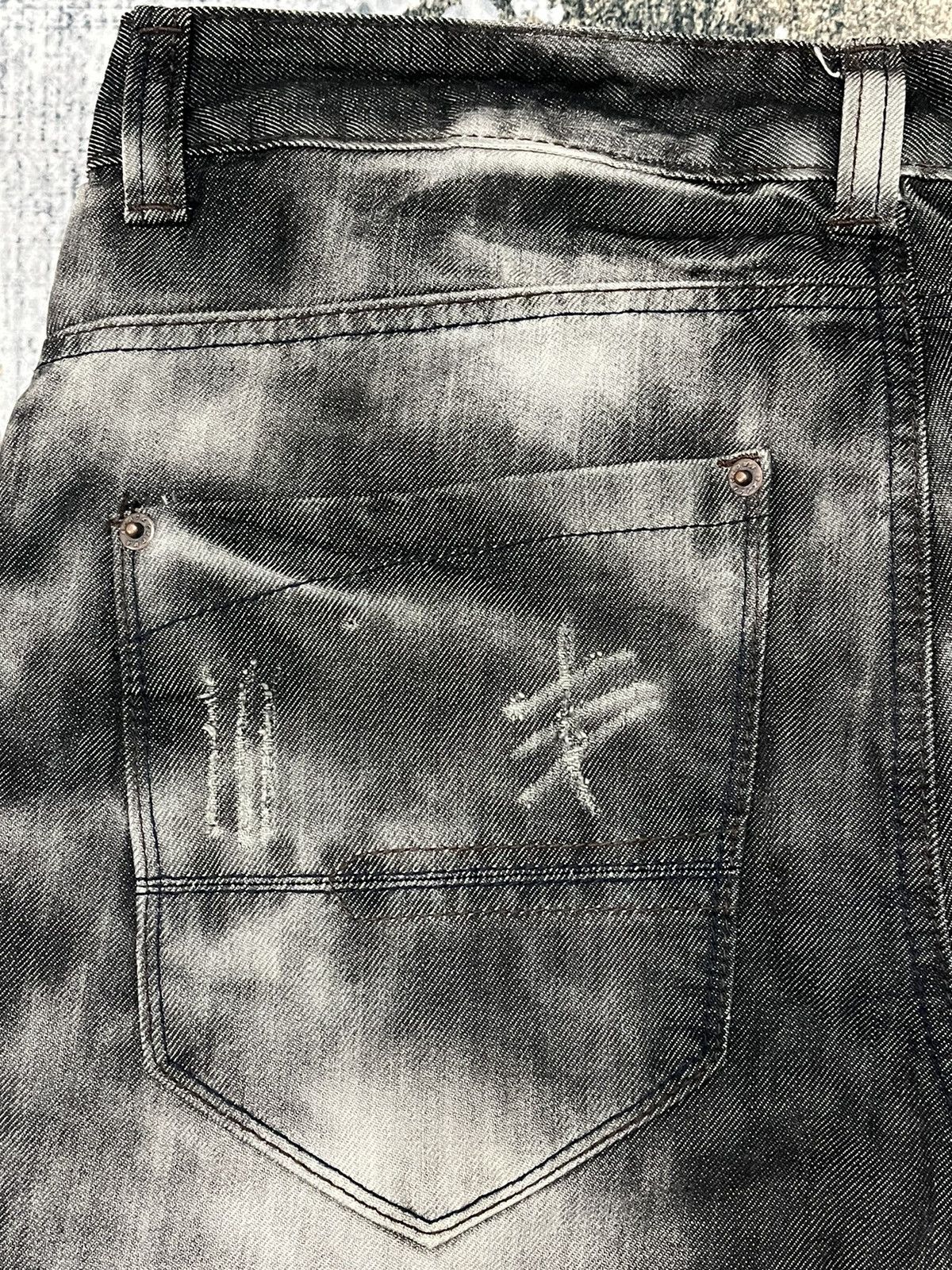 Japanese Brand × Vintage Black Crown Acid Wash Bootcut Denim Size 31 Size US 31 - 10 Thumbnail