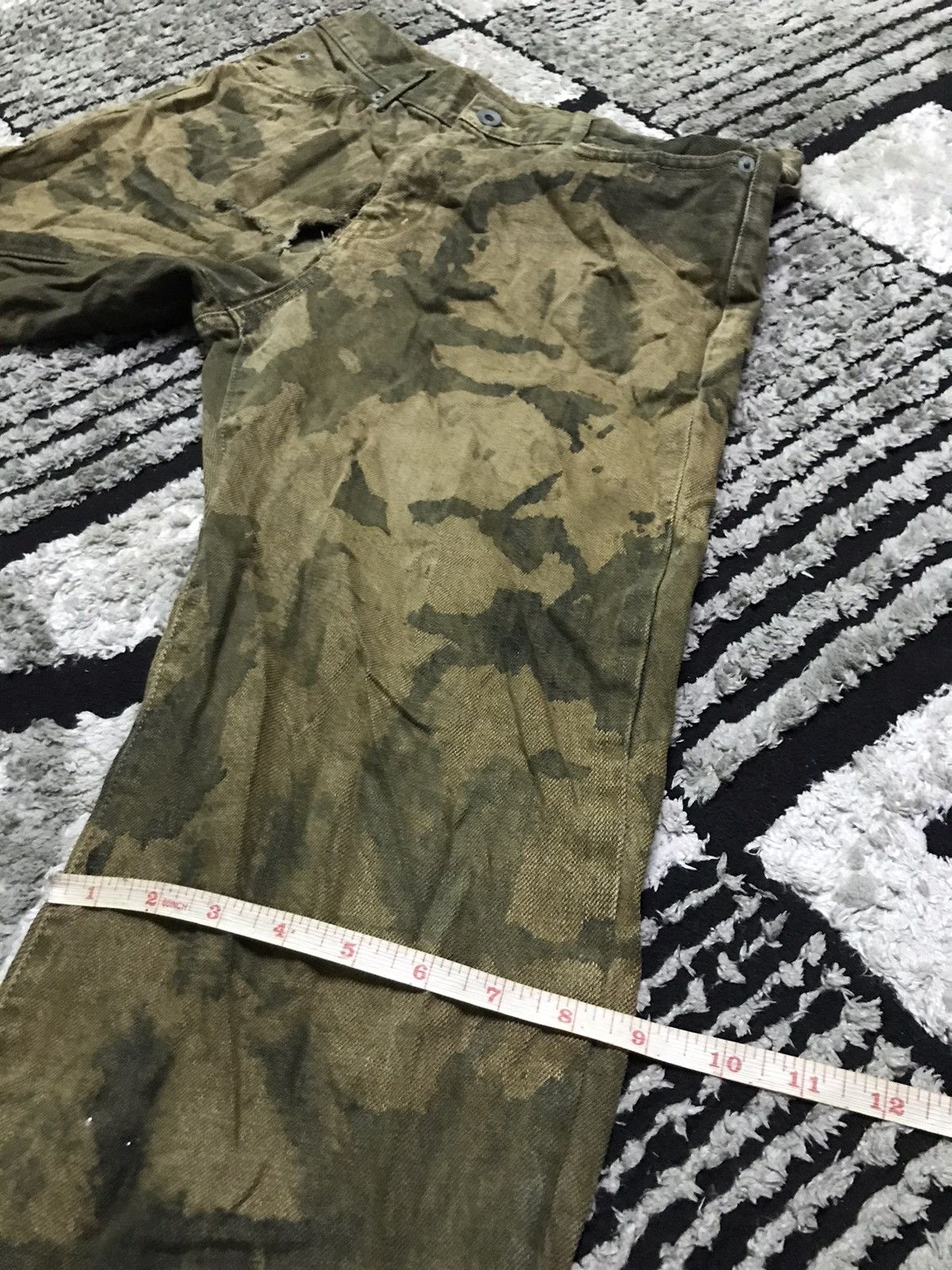 Uniqlo Uniqlo camouflage denim jeans Size US 32 / EU 48 - 12 Thumbnail