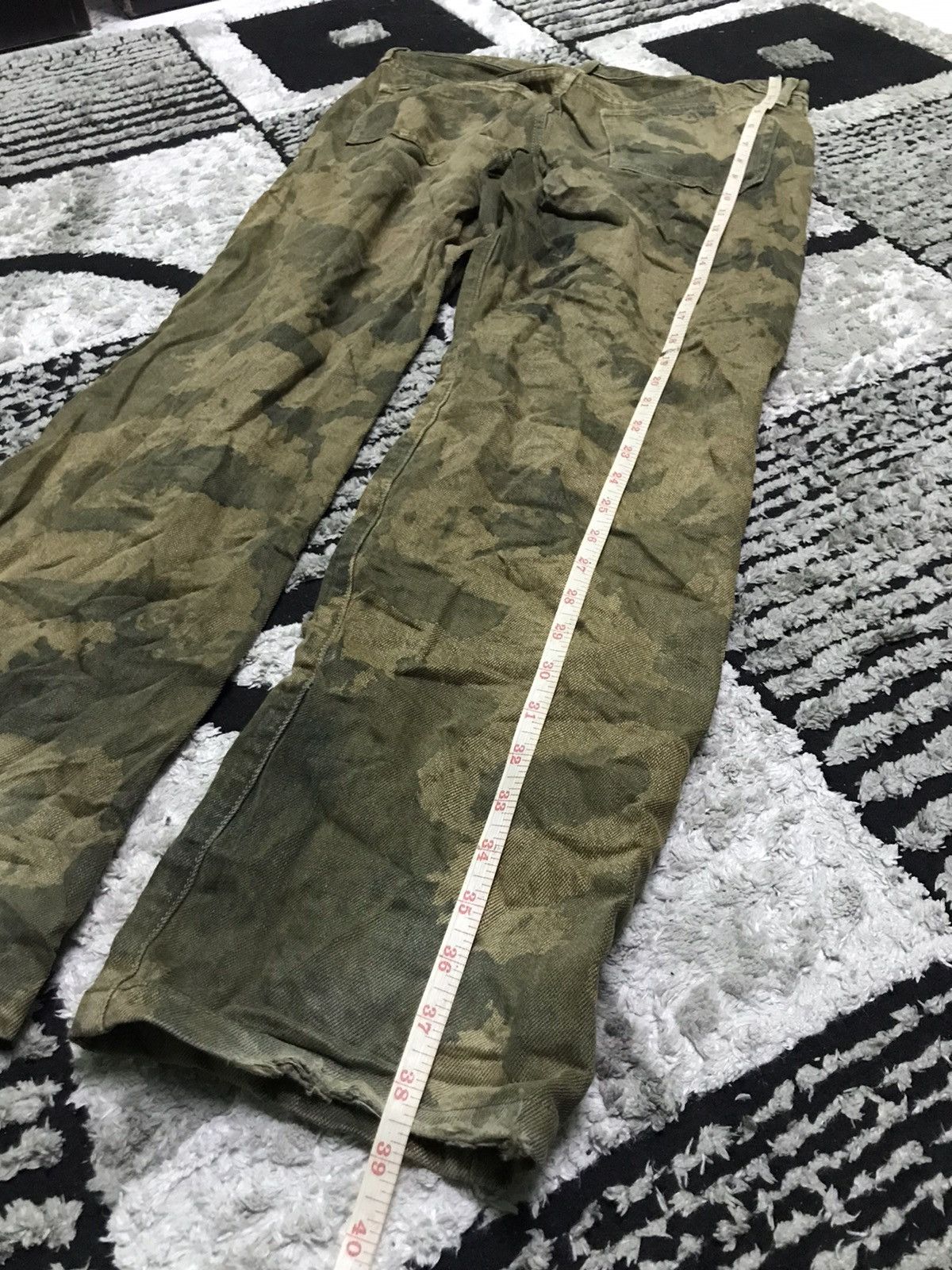 Uniqlo Uniqlo camouflage denim jeans Size US 32 / EU 48 - 9 Thumbnail