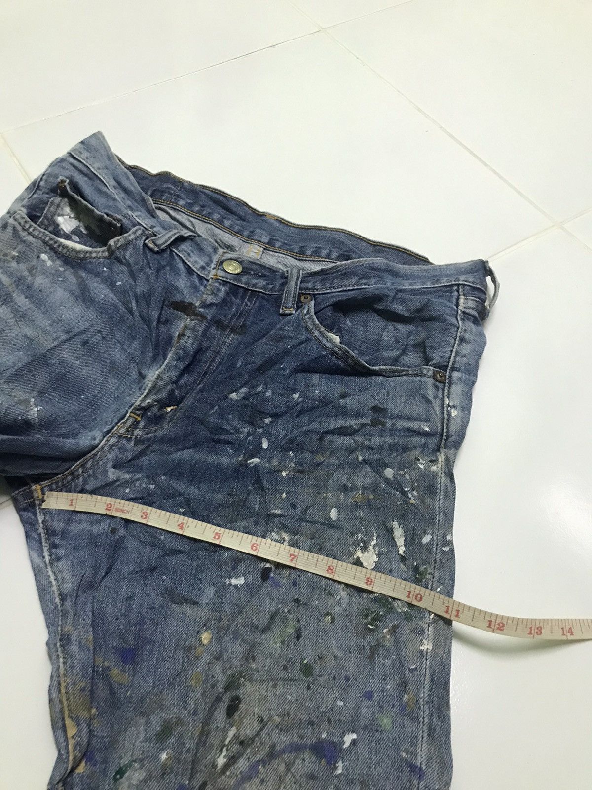 Levi's Vintage Clothing 33x30 Vintage Levi’s paint distressed light blue denim jeans Size US 33 - 12 Thumbnail