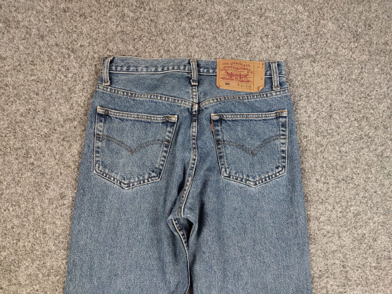 Levi's Vintage 90's Levis 501 Classic Faded Denim Jeans Made in USA Size US 31 - 15 Thumbnail