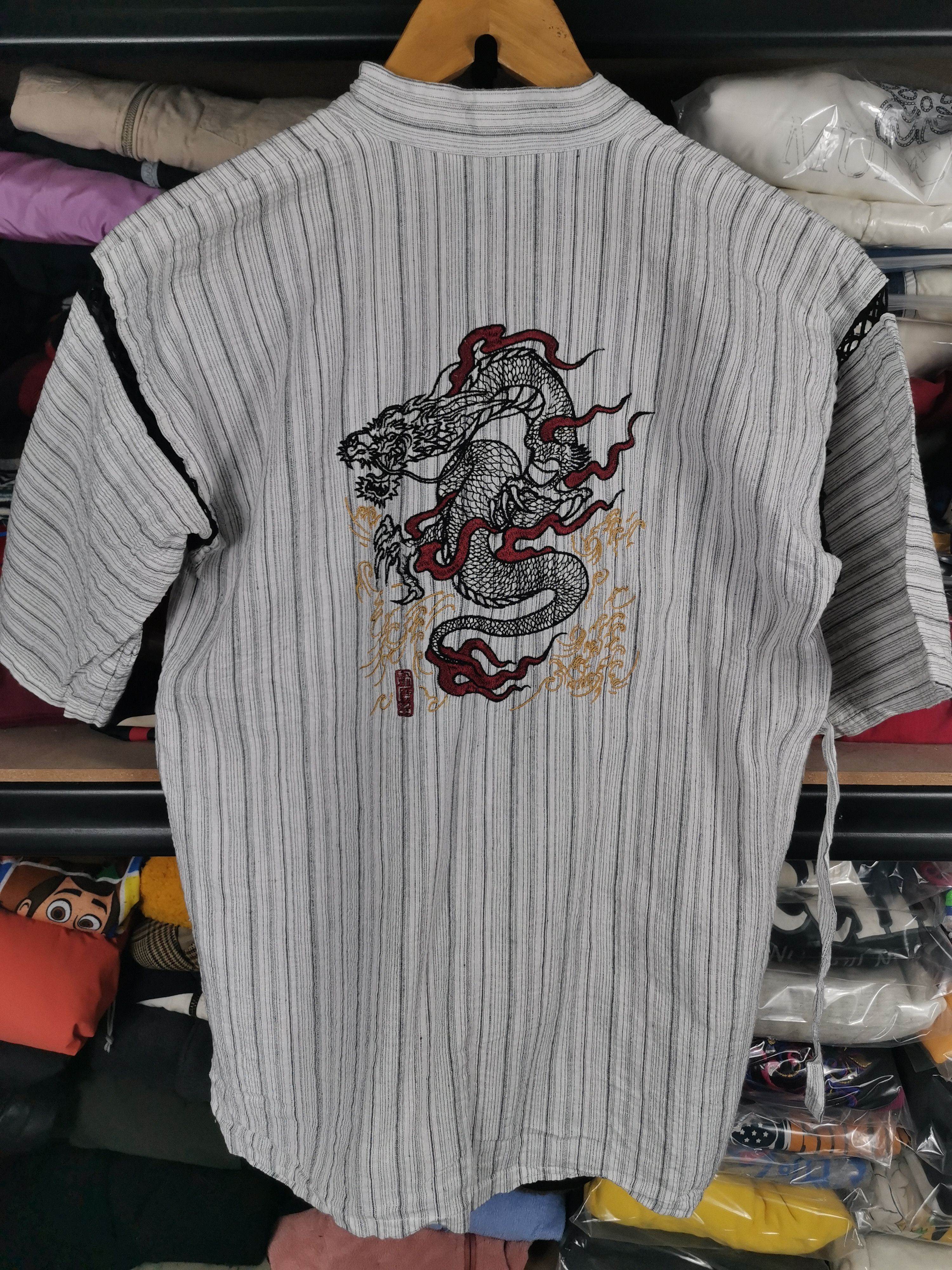 Japanese Brand Vintage 90S Dragon Kimono Embroidered Japanese For Kid Size US S / EU 44-46 / 1 - 1 Thumbnail