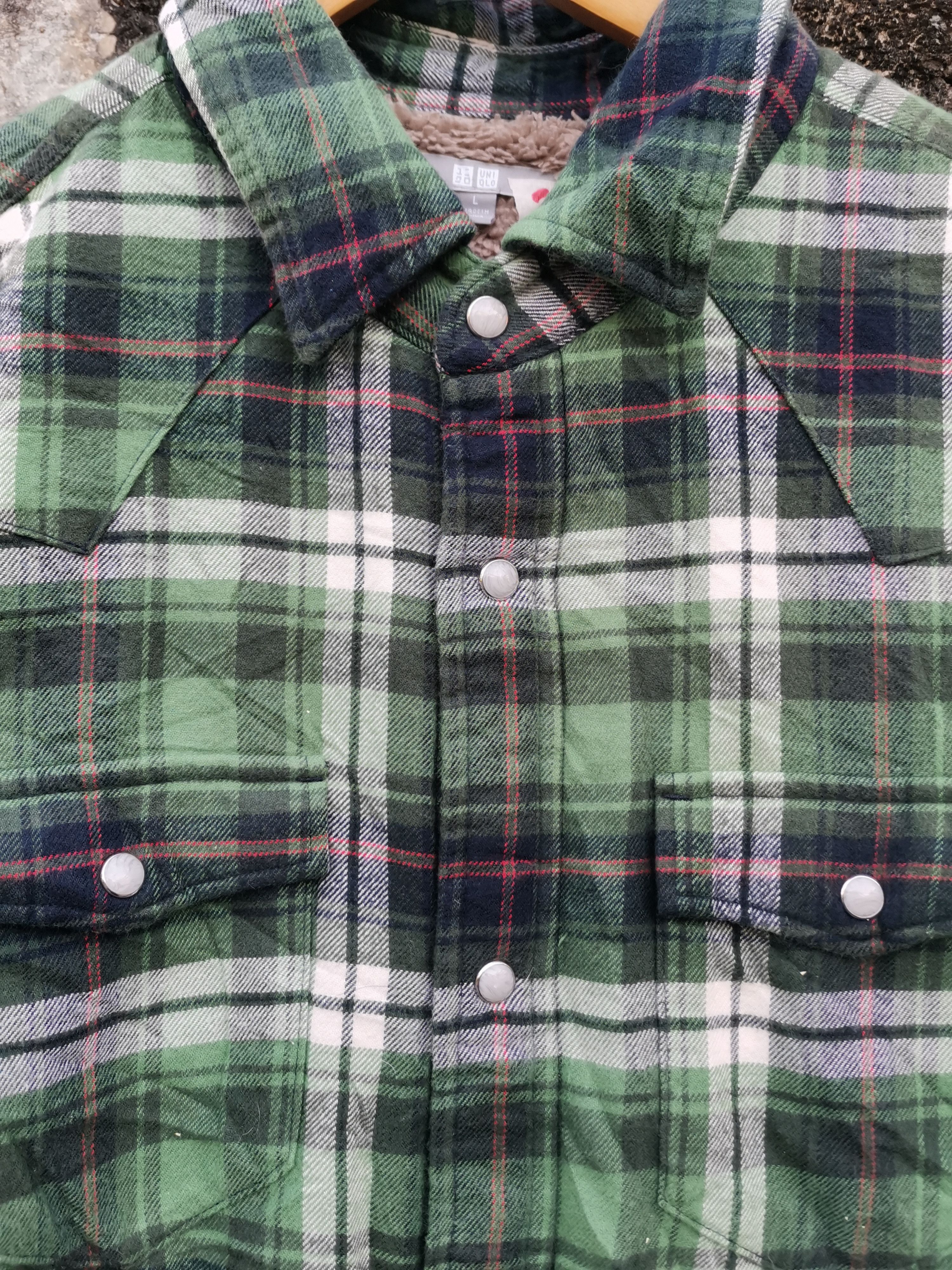 Japanese Brand Vintage Uniqlo Plaid Flannel Shirt Linning Sherpa Size US L / EU 52-54 / 3 - 2 Thumbnail