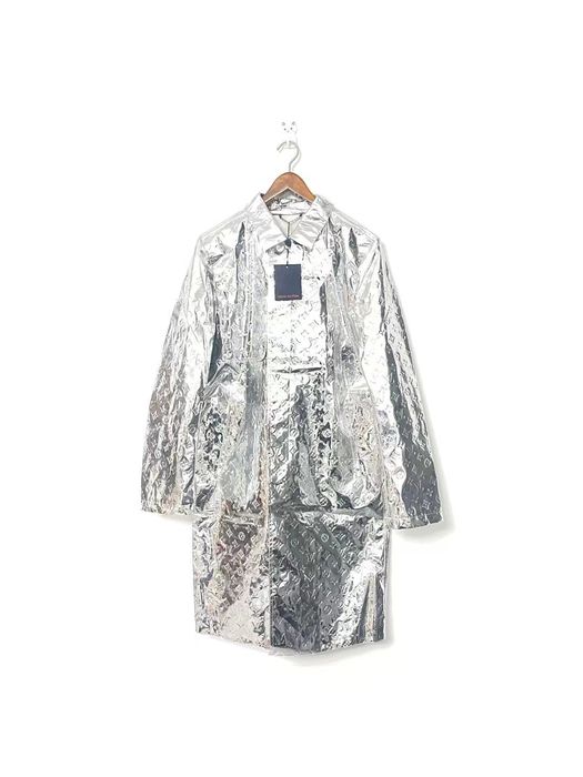 Louis sales vuitton raincoat