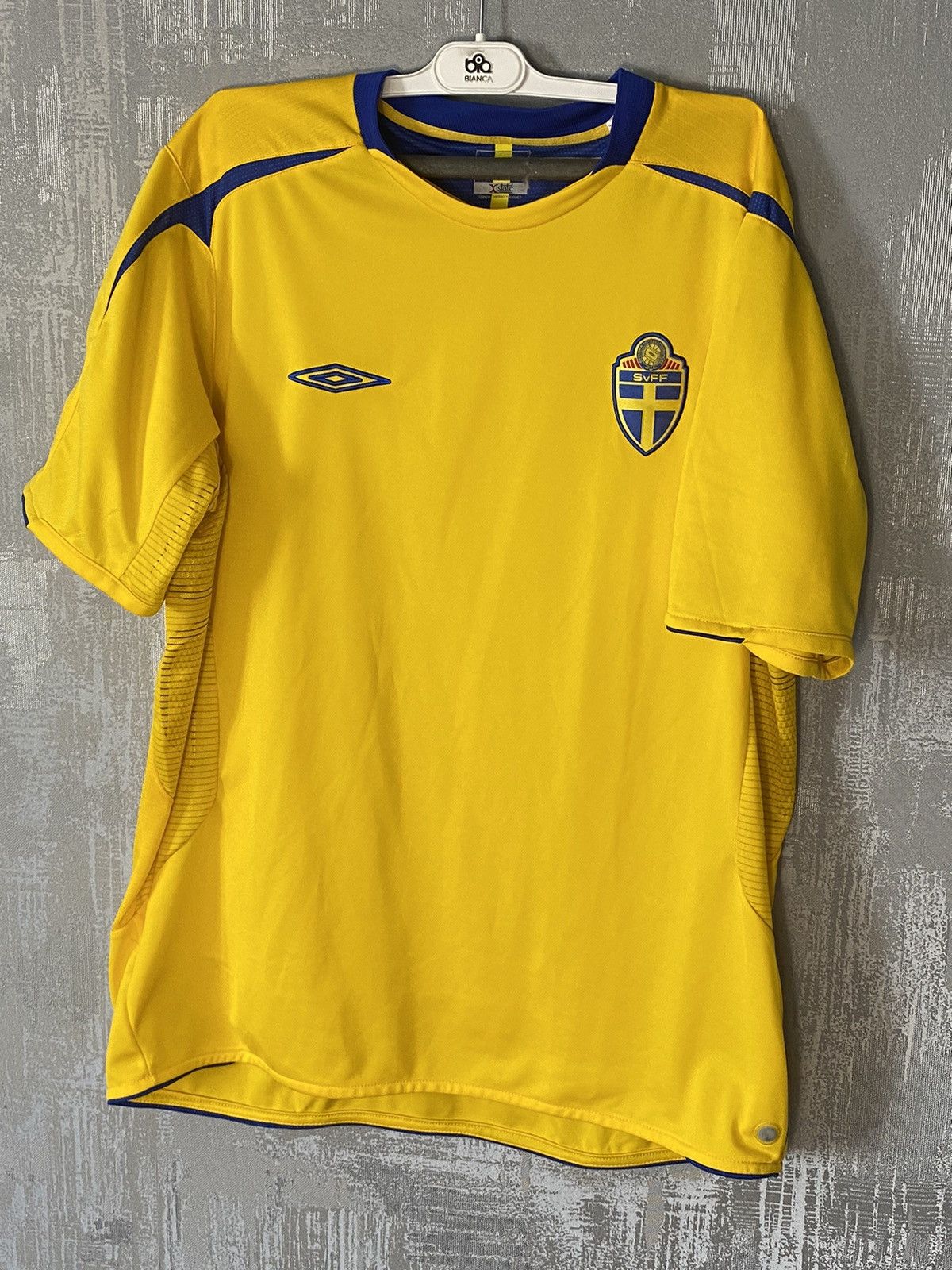 Umbro 2006 Vintage Sweden Umbro Soccer Jersey National Team Size US XL / EU 56 / 4 - 1 Thumbnail
