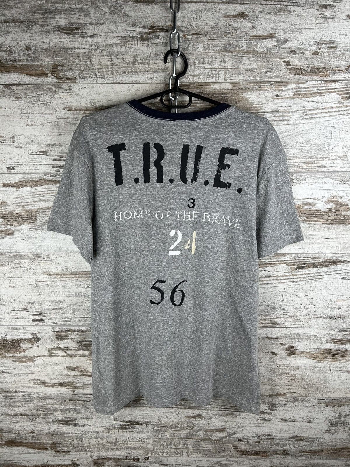 True Religion × Vintage Mens Vintage True Religion Chief T Shirt y2k streetwear tee Size US L / EU 52-54 / 3 - 7 Thumbnail