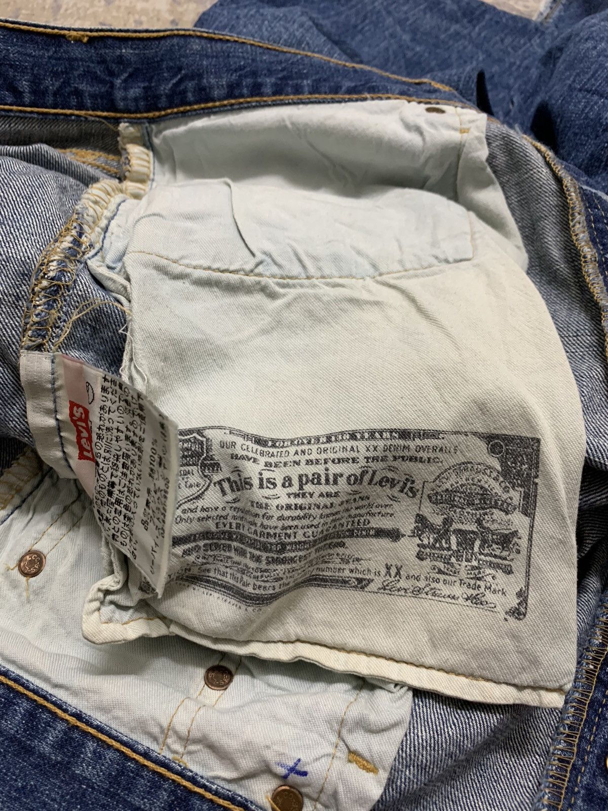 Levi's Vintage Levis 501 Jeans Distressed Denim 33x32 Size US 33 - 8 Thumbnail