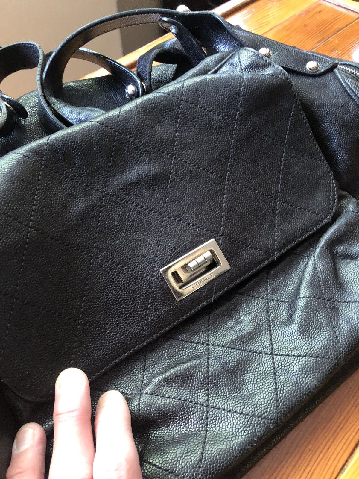 Chanel CHANEL Pebbled Leather Double Zipper XL Tote Bag Size ONE SIZE - 6 Thumbnail