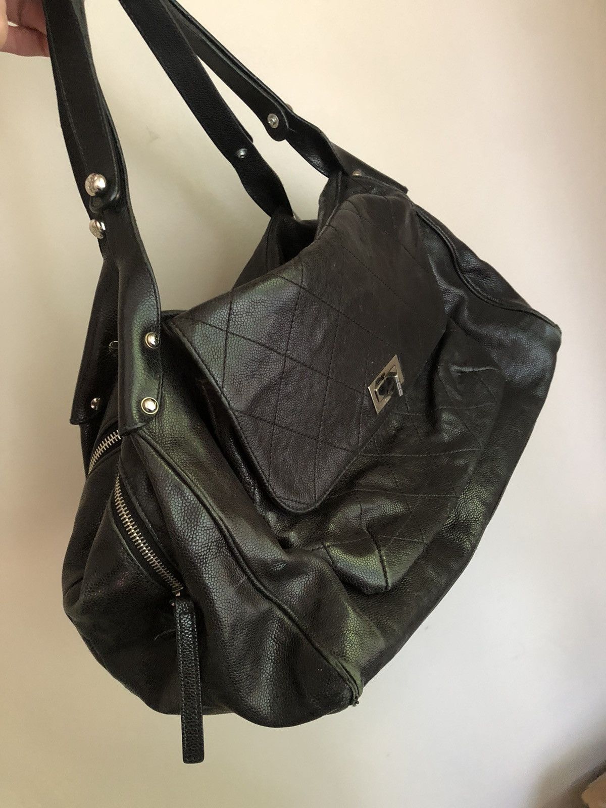 Chanel CHANEL Pebbled Leather Double Zipper XL Tote Bag Size ONE SIZE - 21 Thumbnail