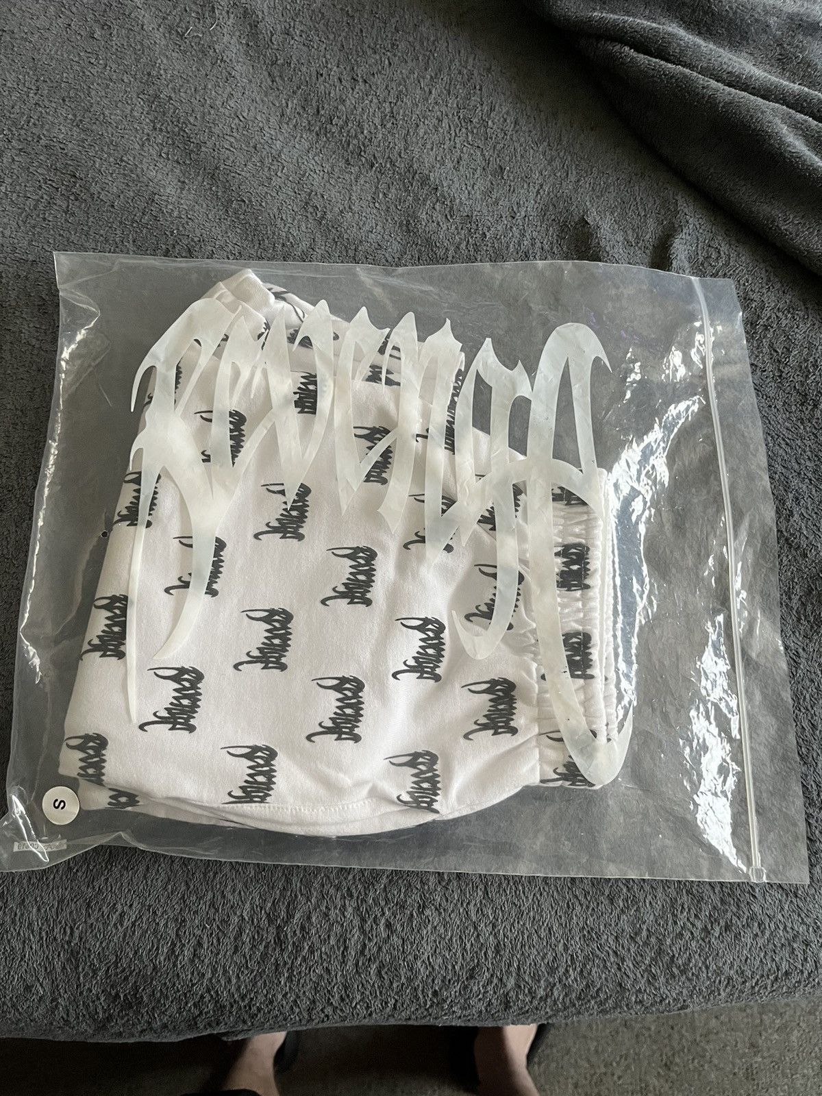 Revenge Revenge “ALLOVER” White Shorts Size US 26 / EU 42 - 2 Thumbnail