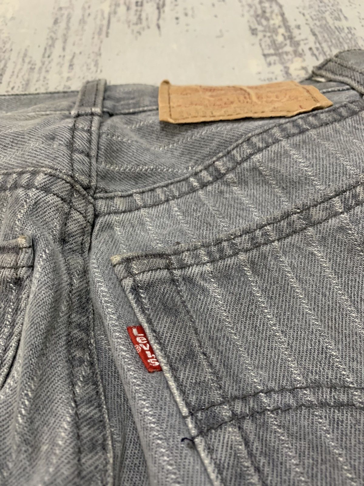 Levi's Vintage 90s Levi’s 501 Pin Stripe Straight Leg Jeans 26x32.5 Size US 26 / EU 42 - 9 Thumbnail