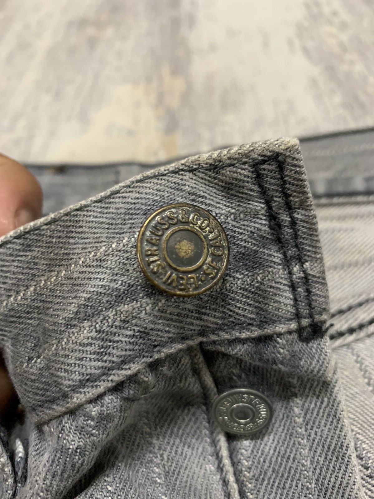 Levi's Vintage 90s Levi’s 501 Pin Stripe Straight Leg Jeans 26x32.5 Size US 26 / EU 42 - 5 Thumbnail