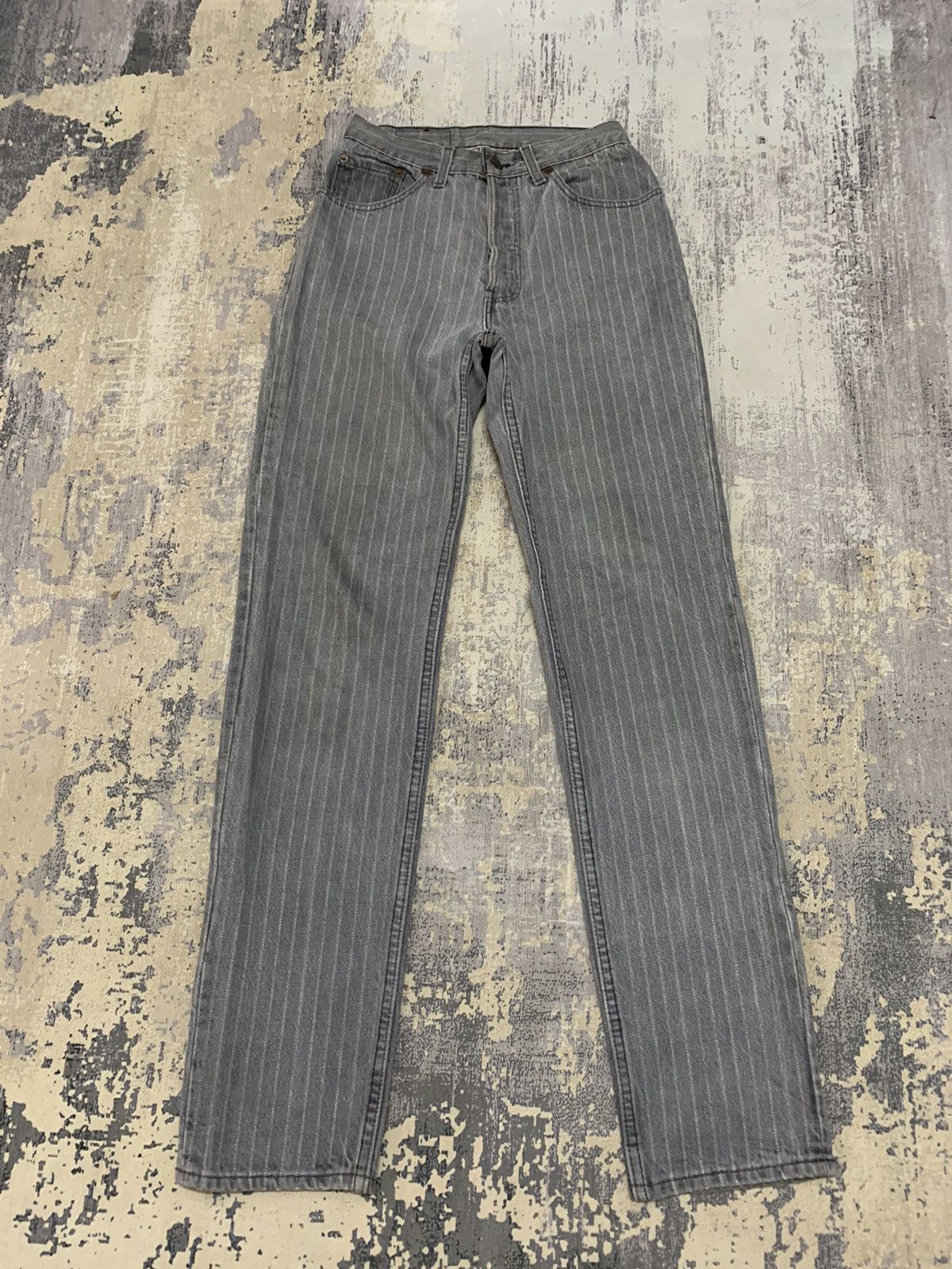 Levi's Vintage 90s Levi’s 501 Pin Stripe Straight Leg Jeans 26x32.5 Size US 26 / EU 42 - 1 Thumbnail