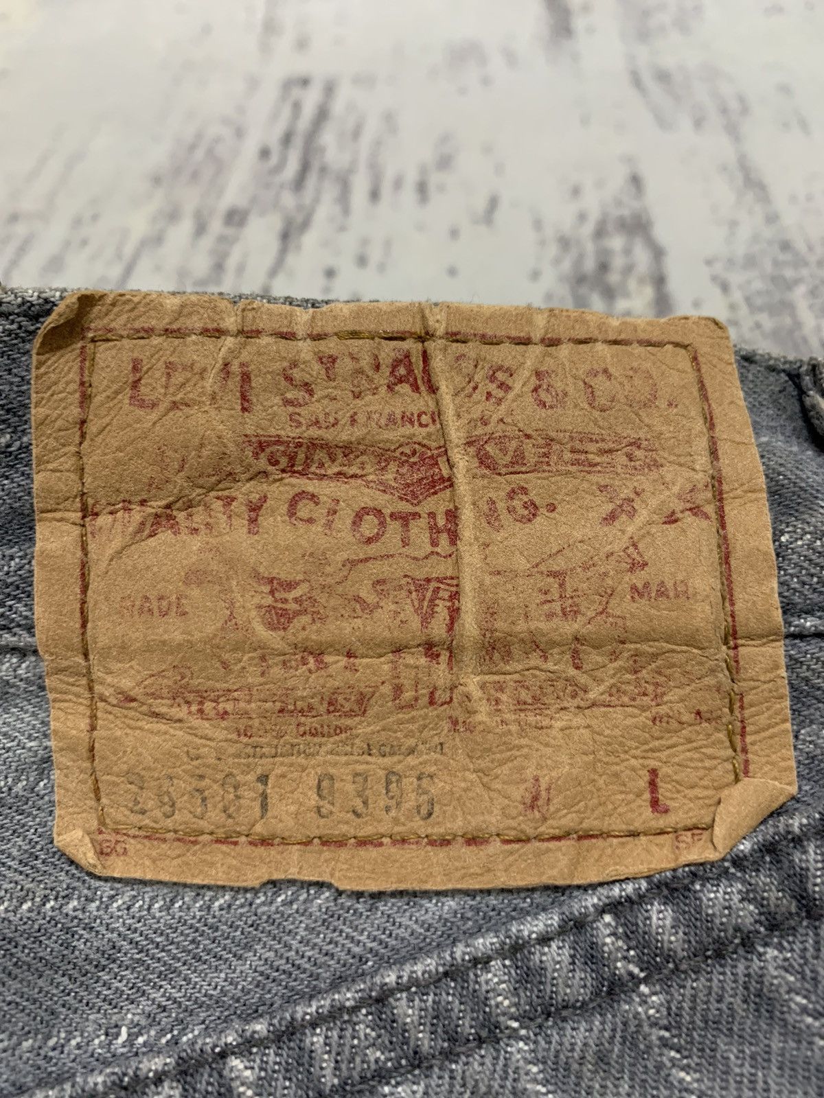 Levi's Vintage 90s Levi’s 501 Pin Stripe Straight Leg Jeans 26x32.5 Size US 26 / EU 42 - 10 Thumbnail