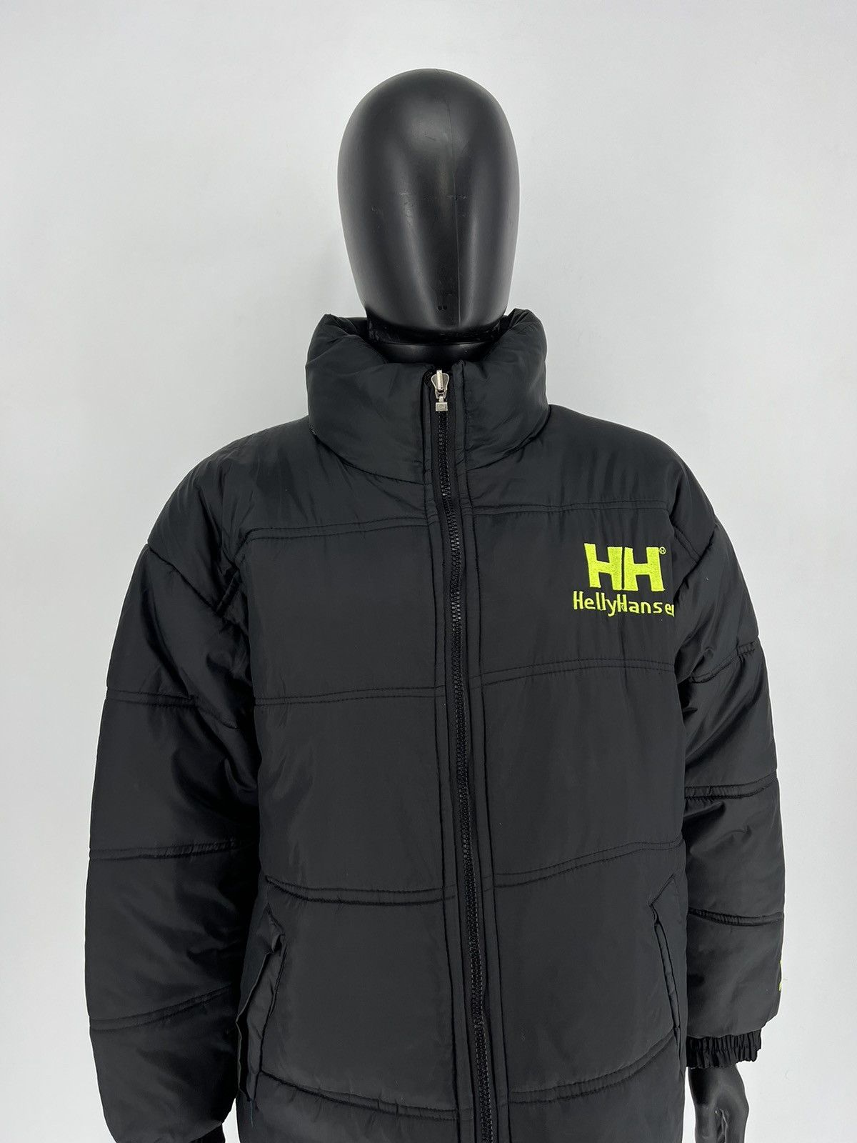 Helly Hansen Vintage Helly Hansen Reversible Down Jacket Size L Size US L / EU 52-54 / 3 - 16 Thumbnail