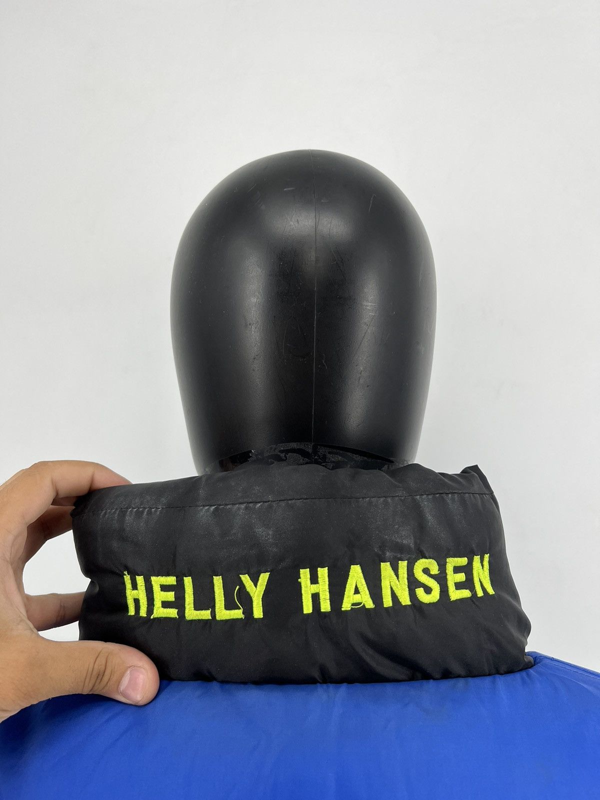 Helly Hansen Vintage Helly Hansen Reversible Down Jacket Size L Size US L / EU 52-54 / 3 - 9 Thumbnail