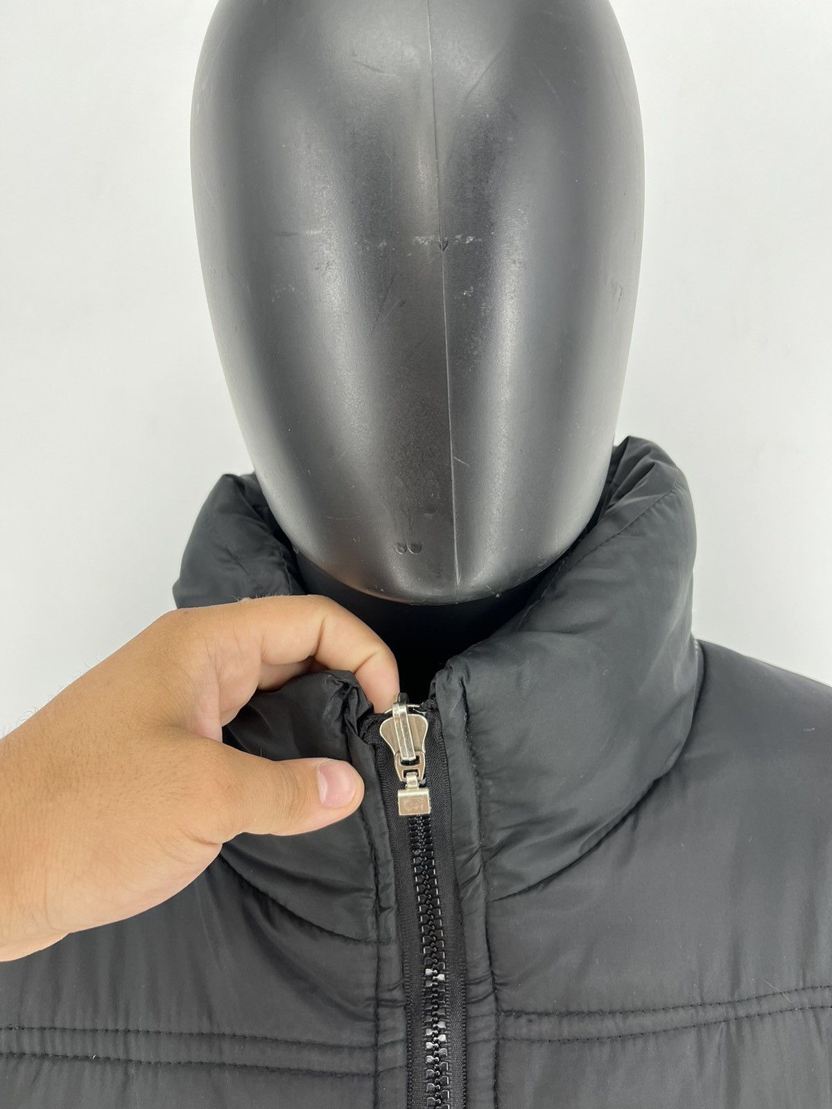 Helly Hansen Vintage Helly Hansen Reversible Down Jacket Size L Size US L / EU 52-54 / 3 - 22 Thumbnail