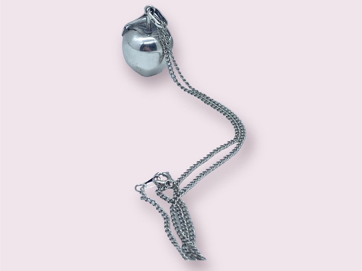 Vintage Vintage Silver Apple Necklace Pendant & Chain + Gift Box 925 Size ONE SIZE - 3 Thumbnail