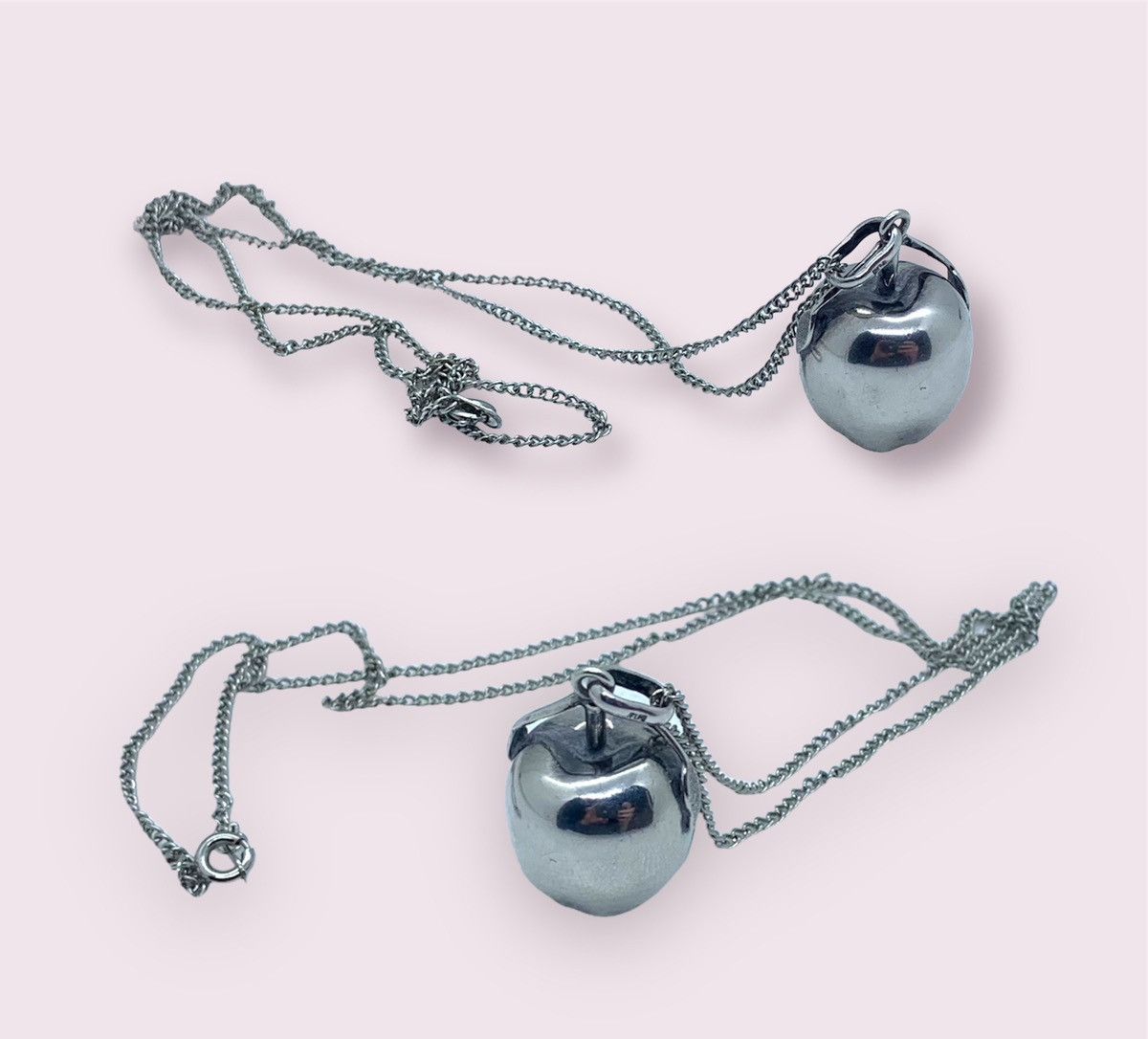 Vintage Vintage Silver Apple Necklace Pendant & Chain + Gift Box 925 Size ONE SIZE - 9 Thumbnail