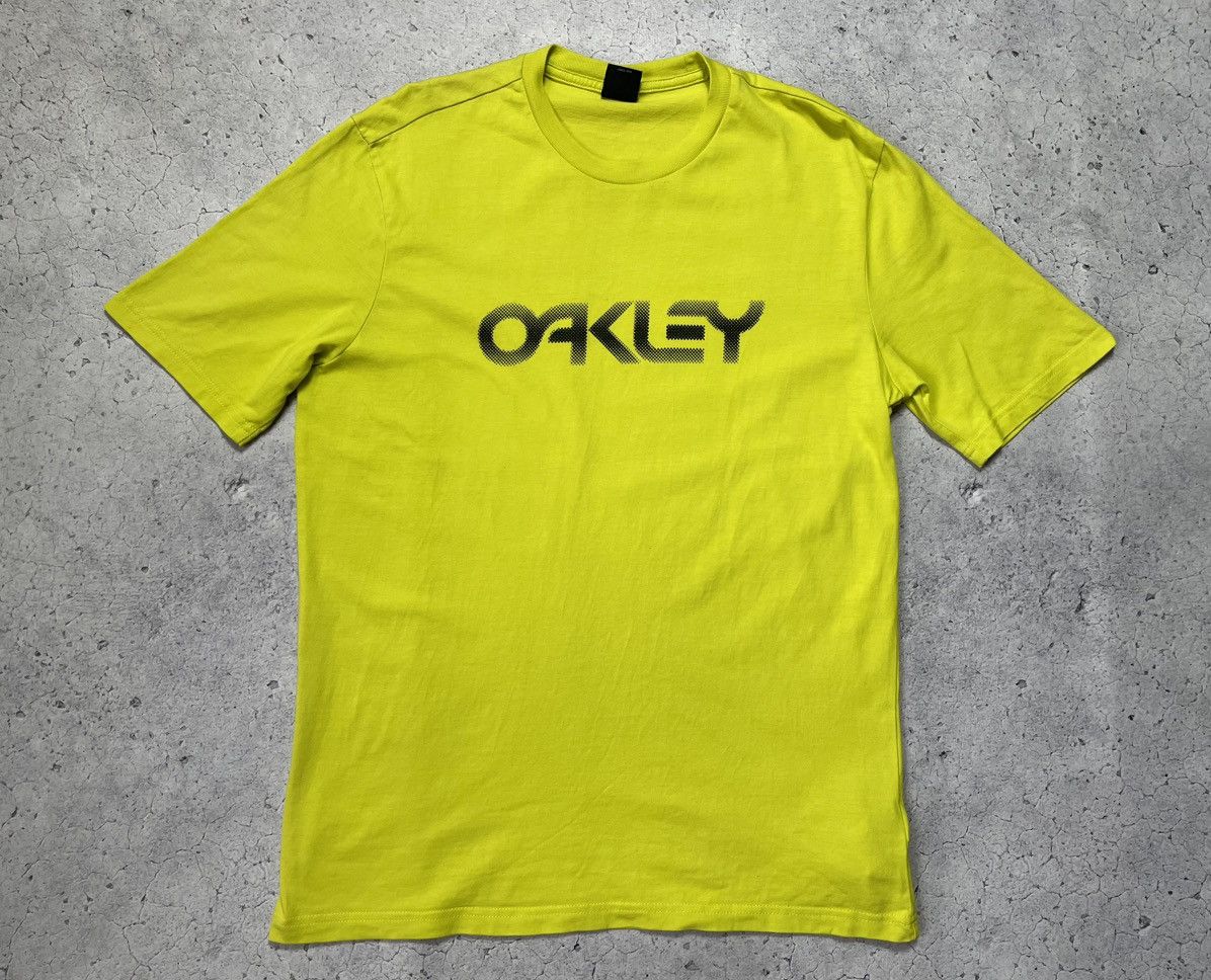 Oakley × Vintage Oakley T-shirt with large logo Size US S / EU 44-46 / 1 - 1 Thumbnail