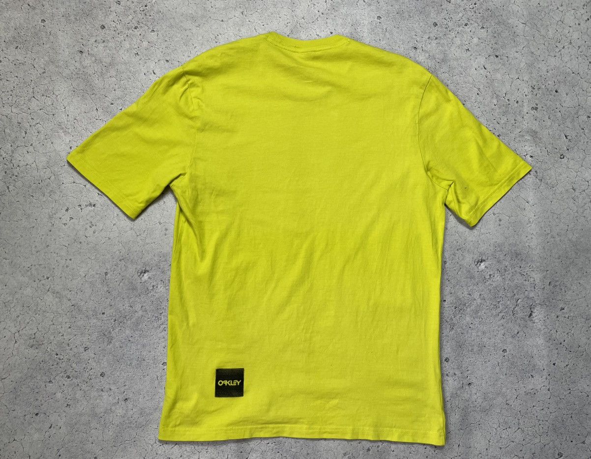 Oakley × Vintage Oakley T-shirt with large logo Size US S / EU 44-46 / 1 - 2 Thumbnail
