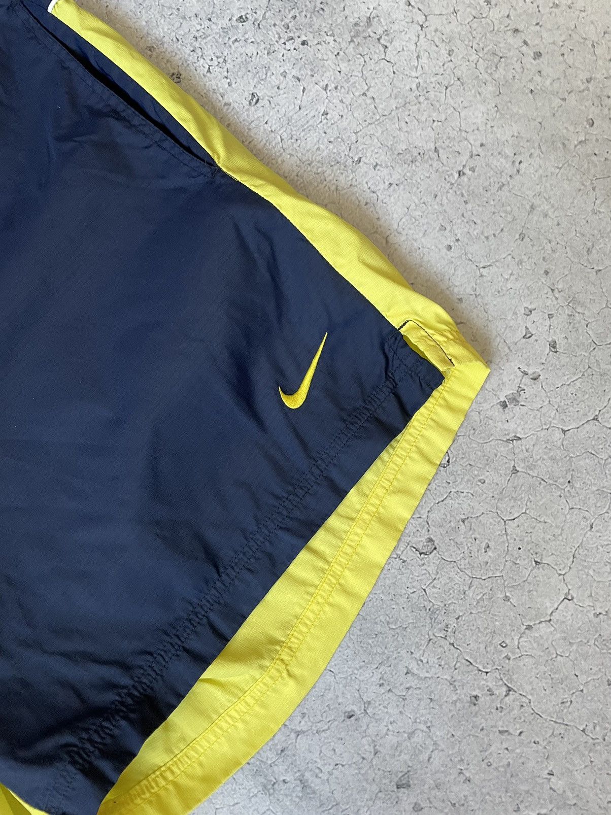 Nike × Vintage Nylon vintage shorts with large logo Size US 36 / EU 52 - 3 Thumbnail