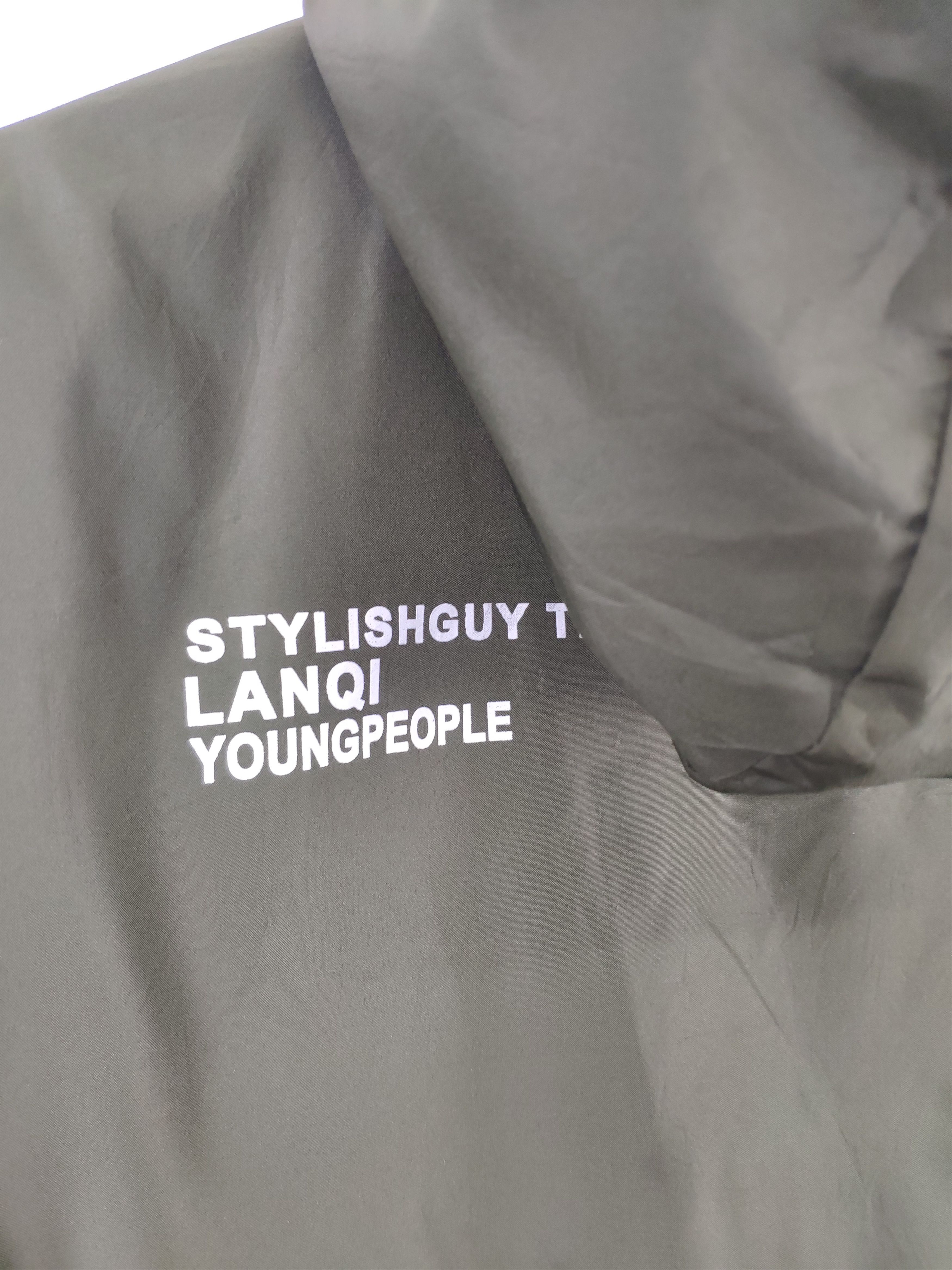 Japanese Brand × Vintage Vintage Hoodie Rain Jacket Unbranded Size US M / EU 48-50 / 2 - 15 Thumbnail