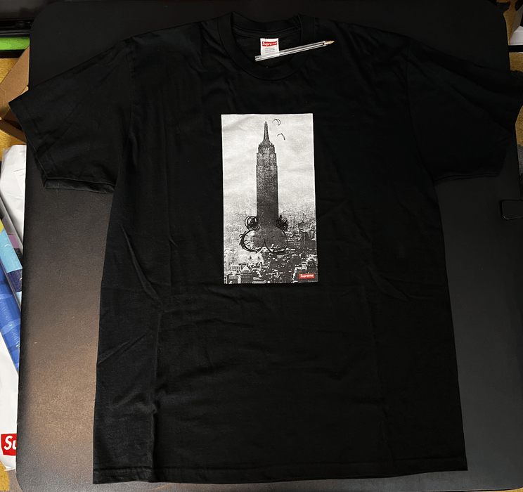 Supreme Supreme x Mike Kelley The Empire State Building Black Tee