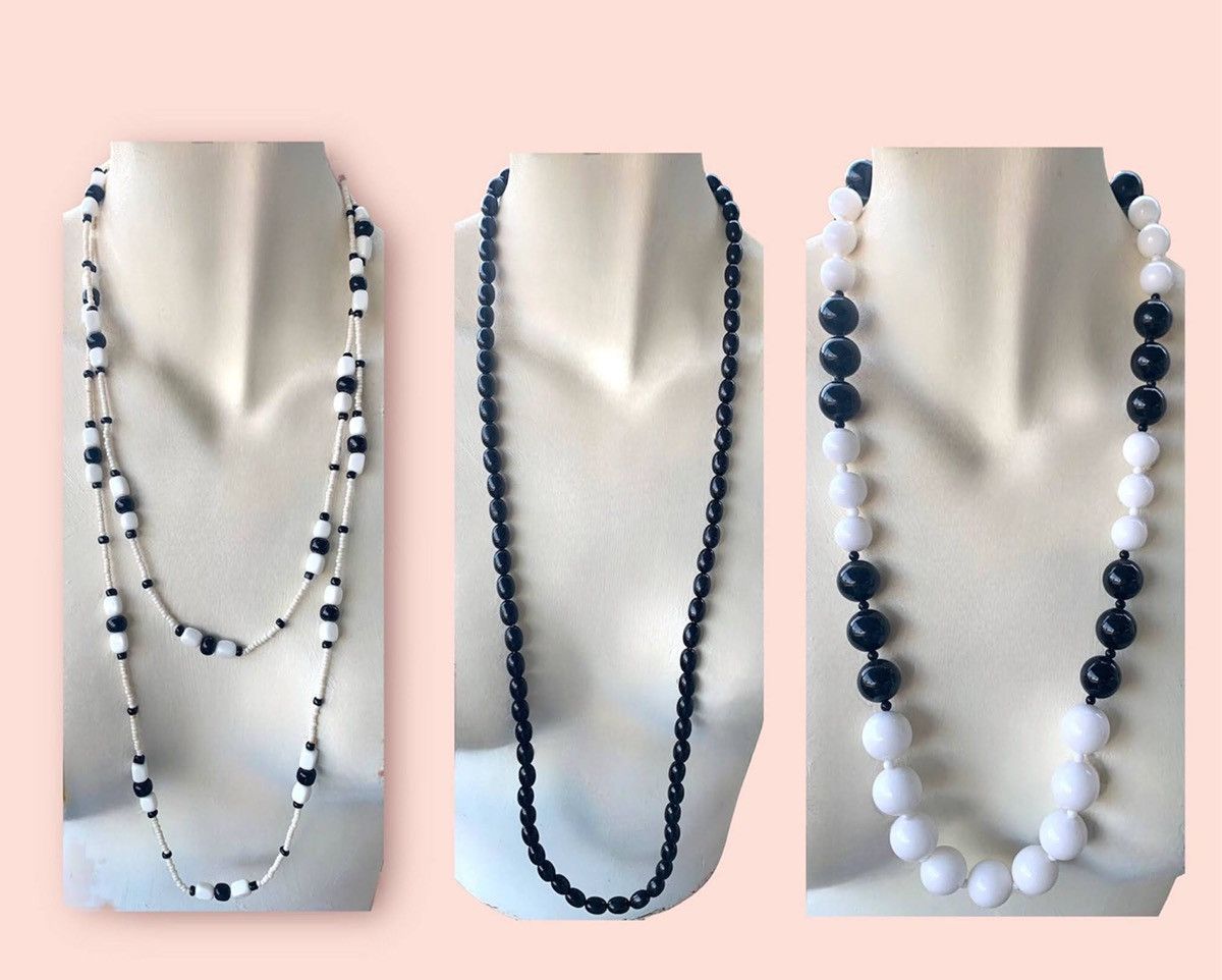 Vintage Vintage Beaded Necklaces Long Mixed Designer Jewelry Lot Size ONE SIZE - 3 Thumbnail