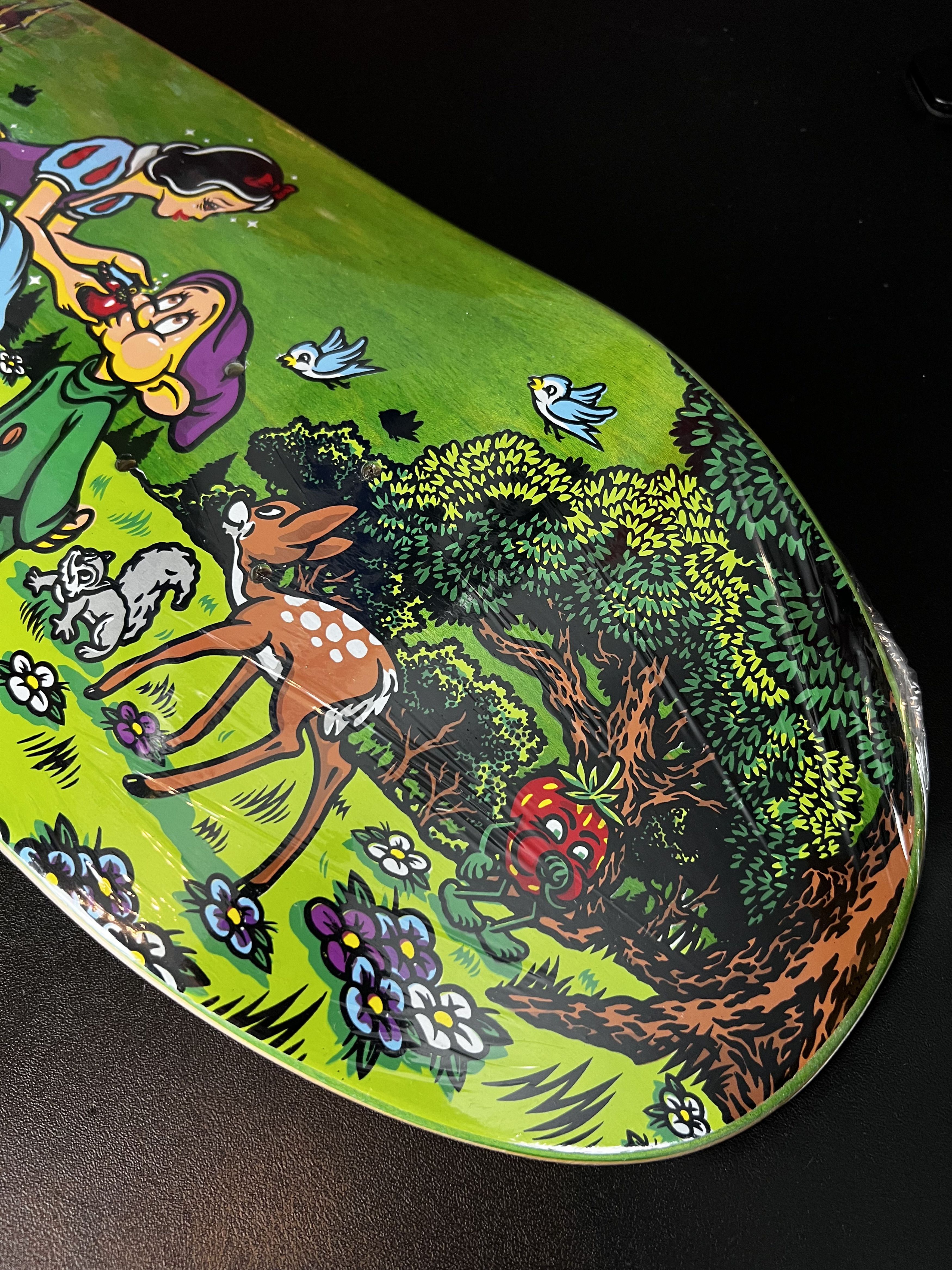 StrangeLove Skateboards Strangelove Apple Princess 9.0 Skateboard Deck Todd Bratrud Size ONE SIZE - 9 Thumbnail