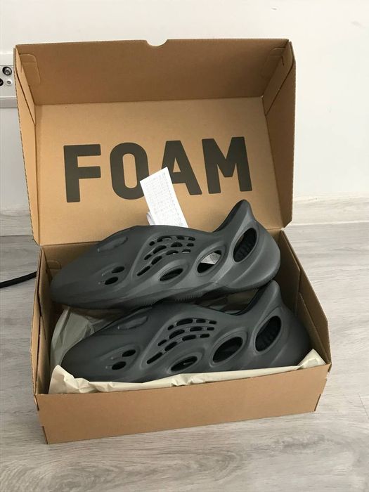 Adidas Yeezy Foam Runner Carbon US 10 | Grailed