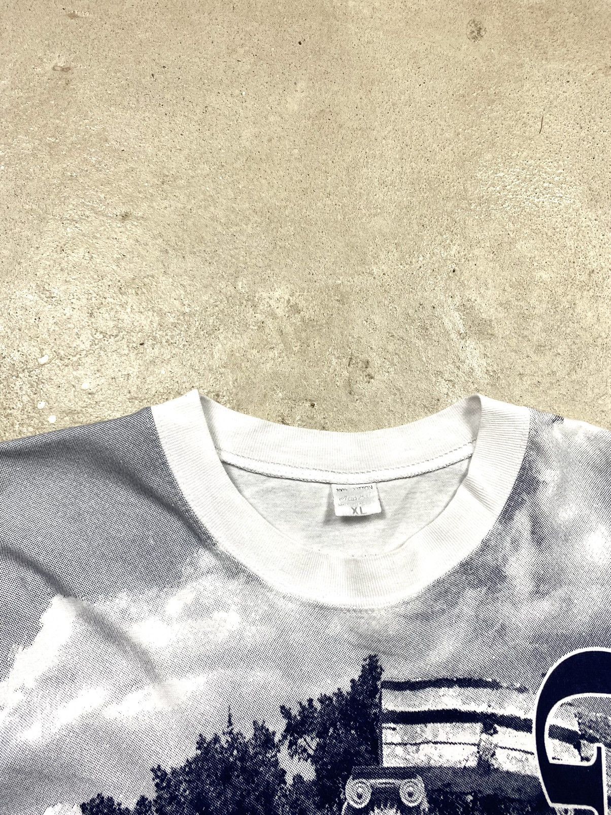 Vintage Rare! 80-90’s Vintage Greece Graphic Tee Shirt Hype Y2K Size US XL / EU 56 / 4 - 7 Thumbnail